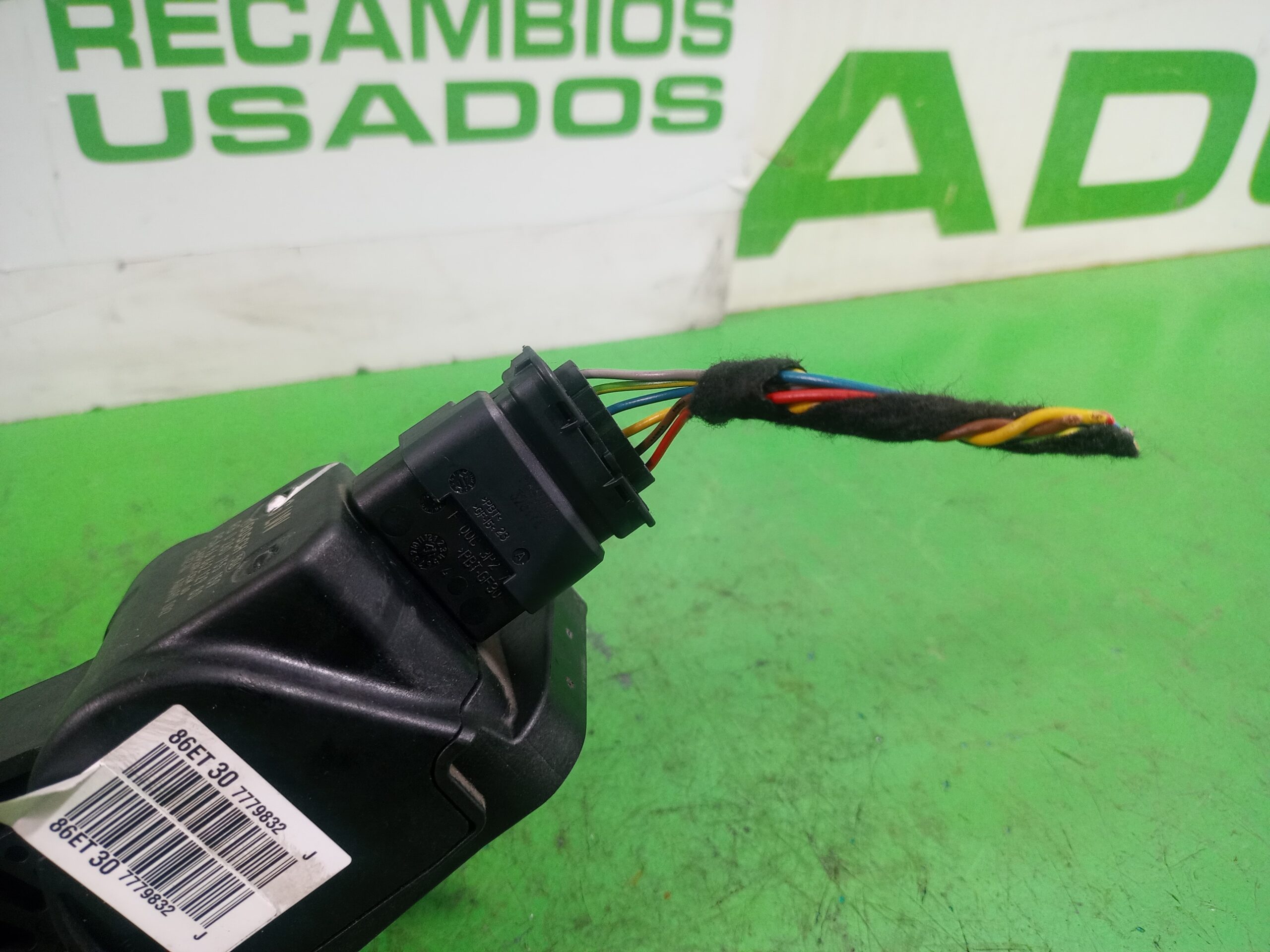 pedal_acelerador_9686212980_peugeot_508_active