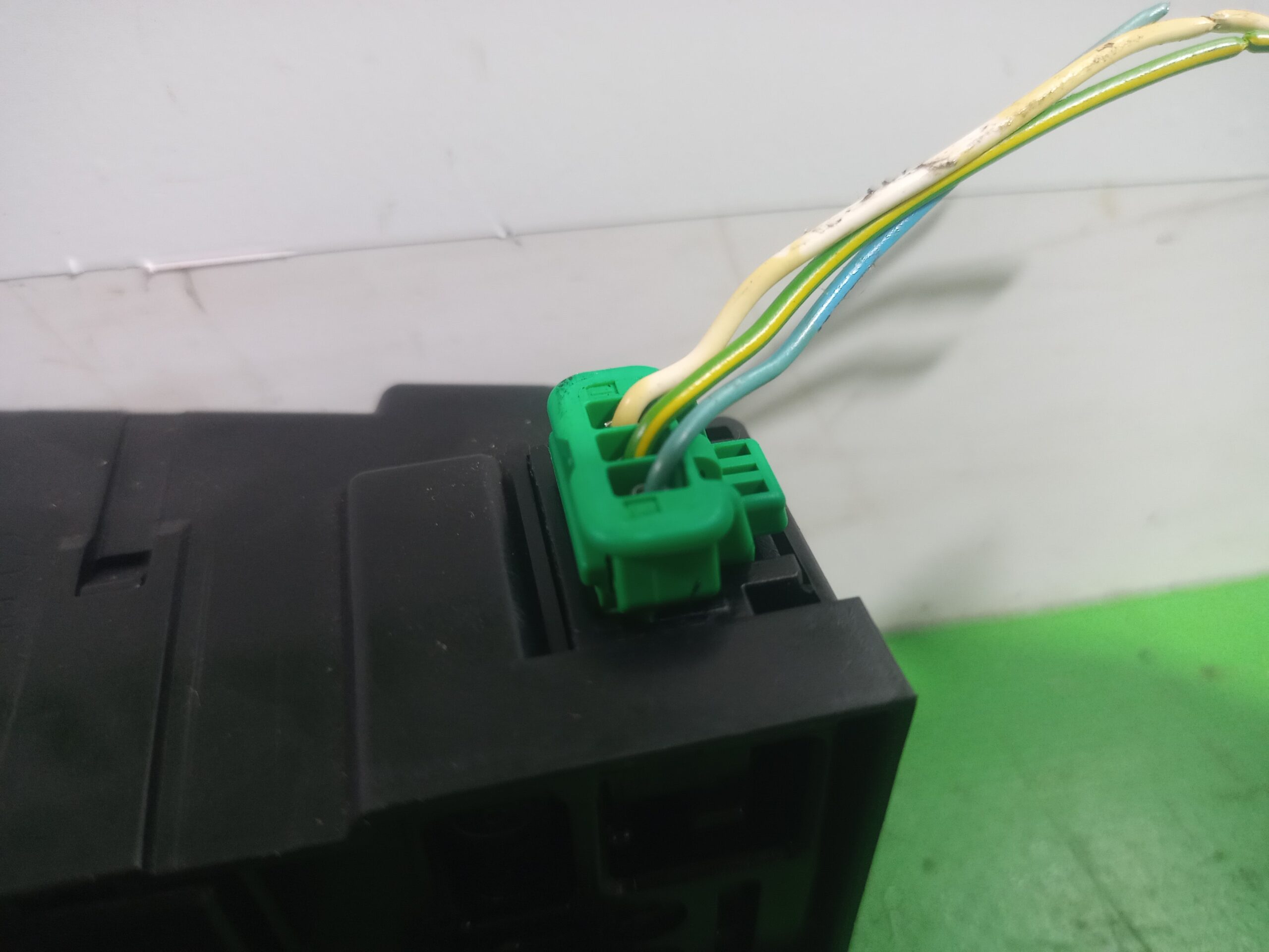 cerradura_maletero_porton_9671153580_peugeot_508_active