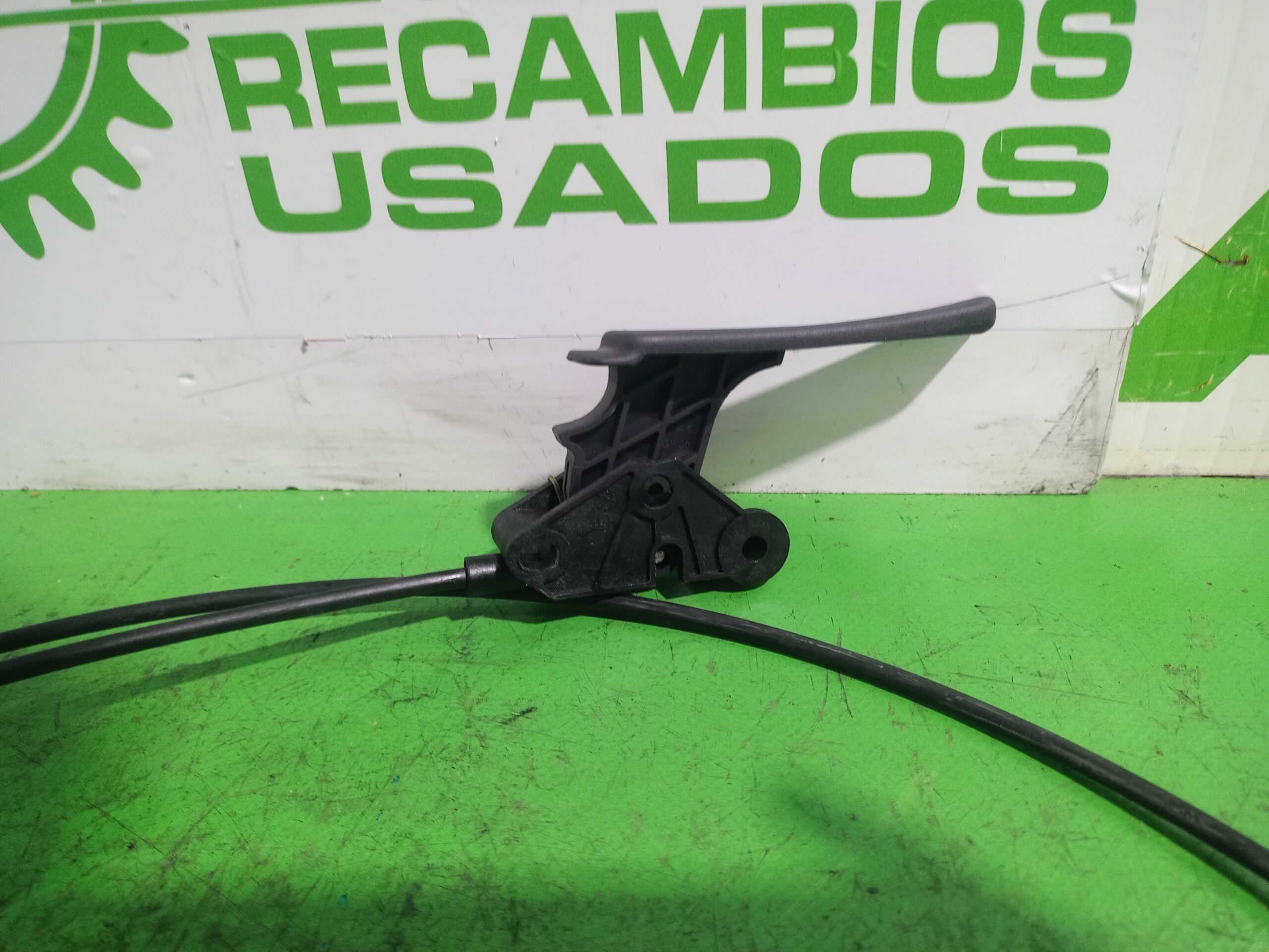 tirador_capot_7937v9_peugeot_508_active