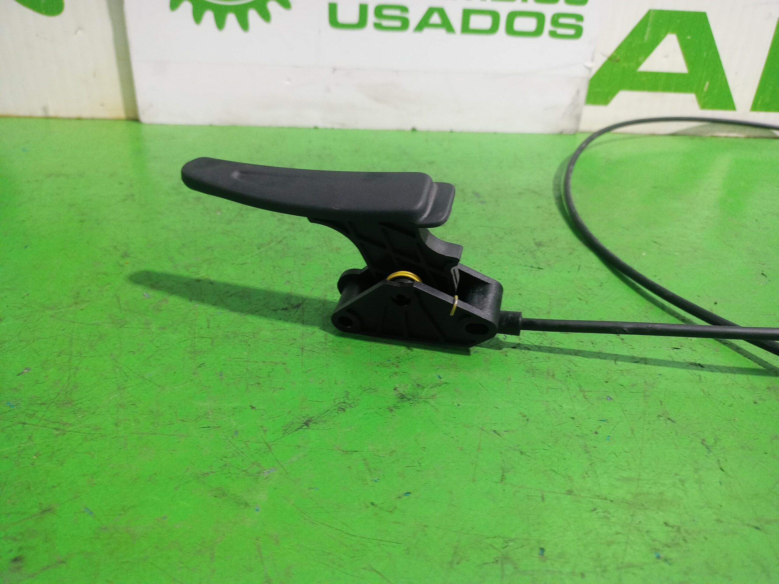 tirador_capot_7937v9_peugeot_508_active