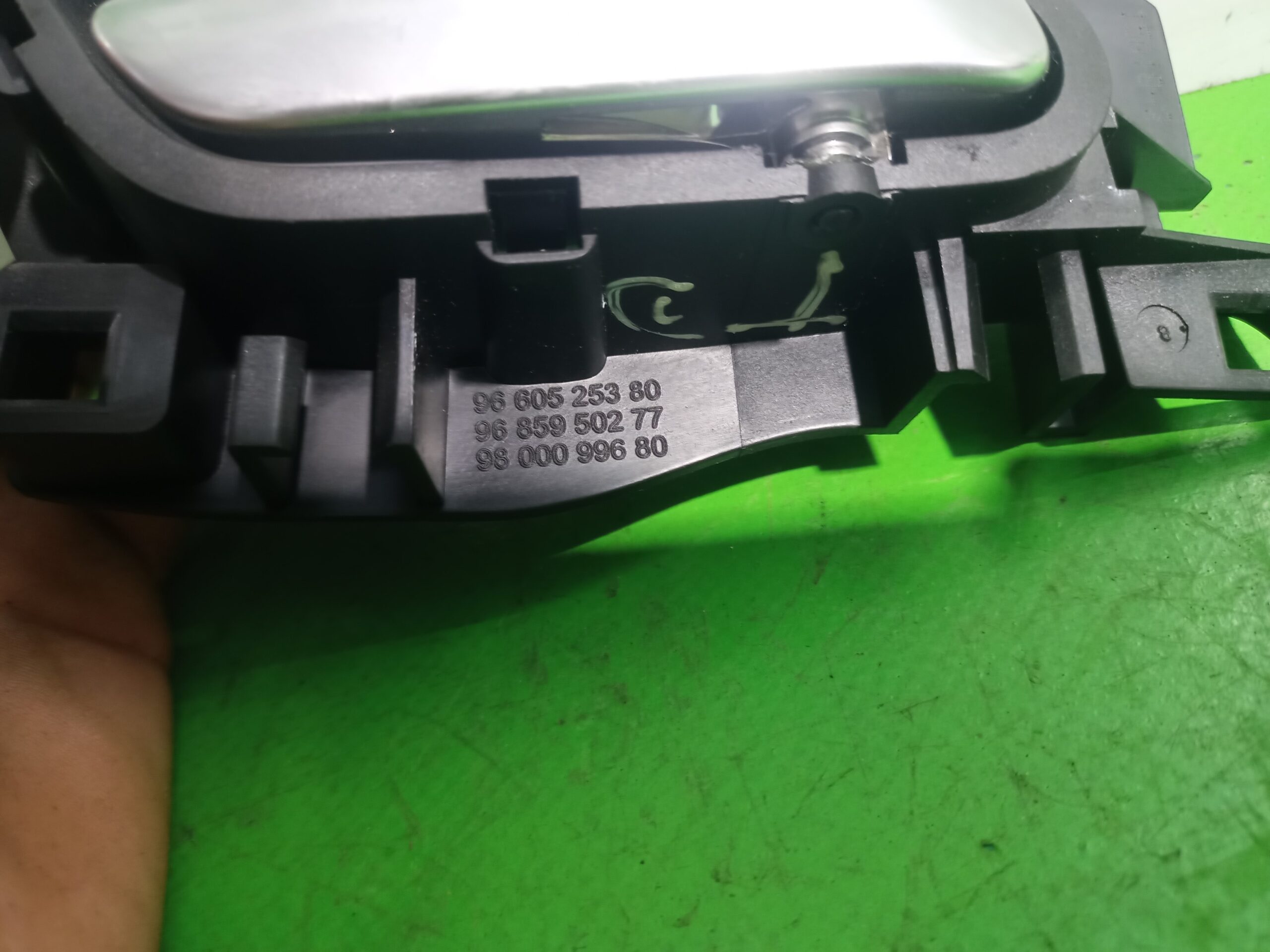 maneta_interior_trasera_derecha_9660525380_peugeot_508_active