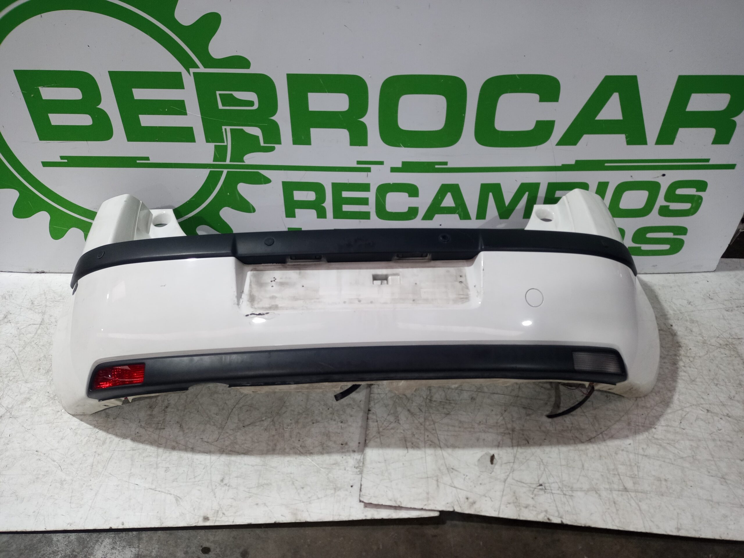 paragolpes_trasero_7410w9_citr_n_c4_berlina_collection