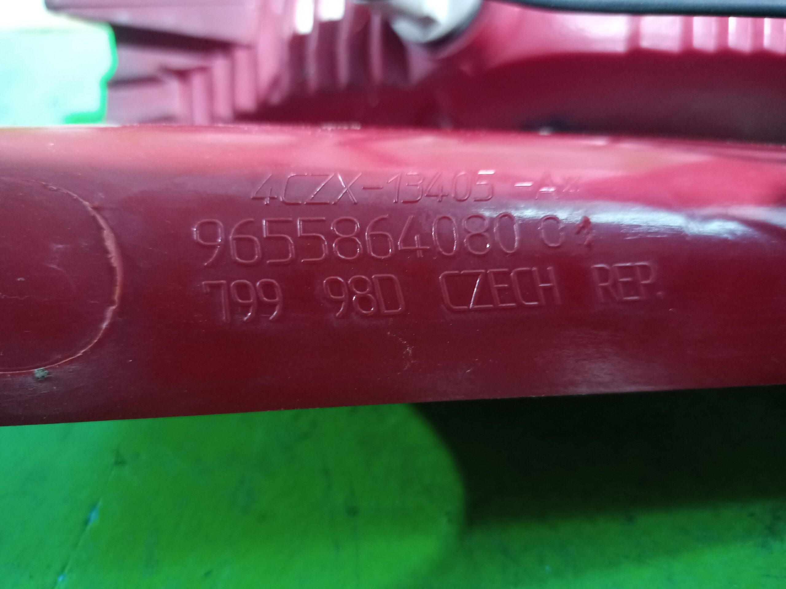 piloto_trasero_izquierdo_9655864080_citr_n_c4_berlina_collection