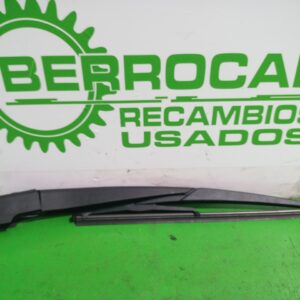 brazo_limpia_trasero_6429x8_citr_n_c4_berlina_collection