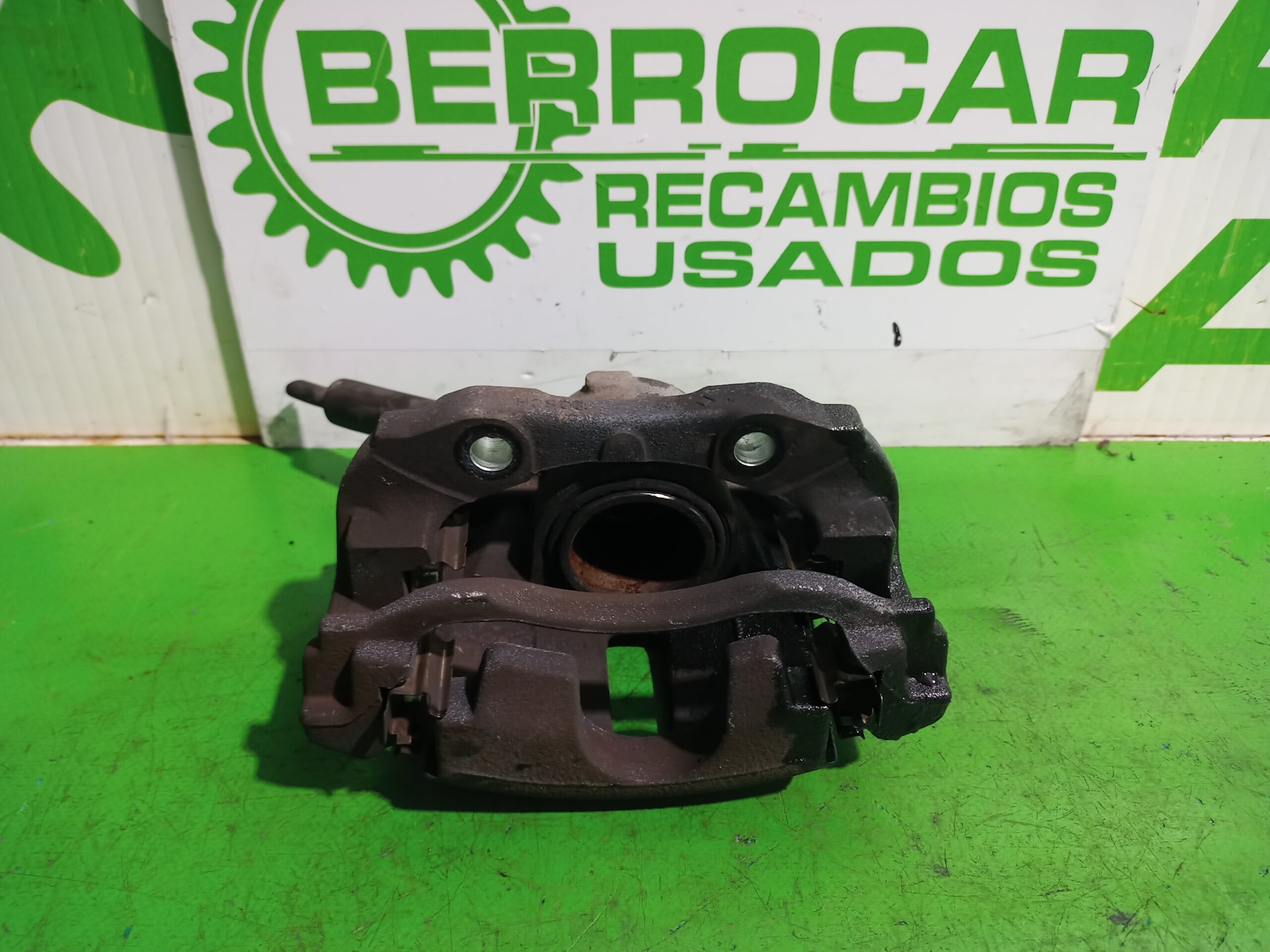 pinza_de_freno_delantera_izquierda_4400r6_citr_n_c4_berlina_collection