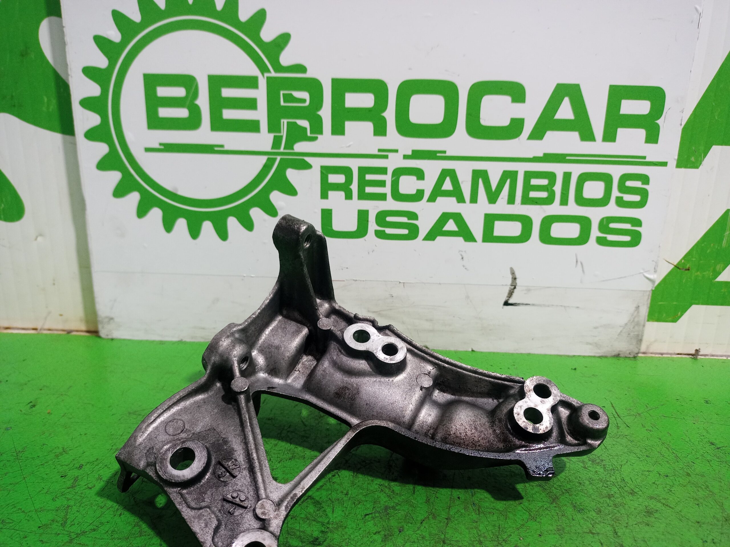 soporte_alternador_9653249480_citr_n_c4_berlina_collection