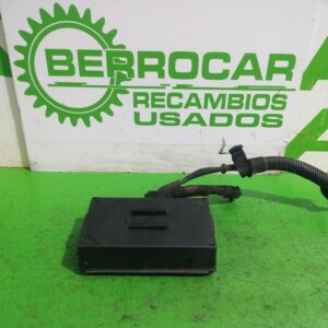 caja_reles_fusibles_9632229480_citr_n_c4_berlina_collection