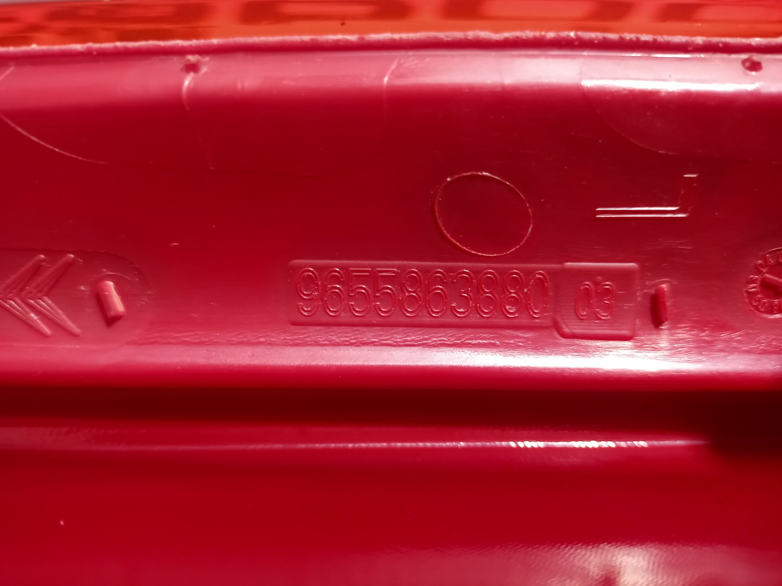 piloto_trasero_izquierdo_9655863880_citr_n_c4_berlina_collection