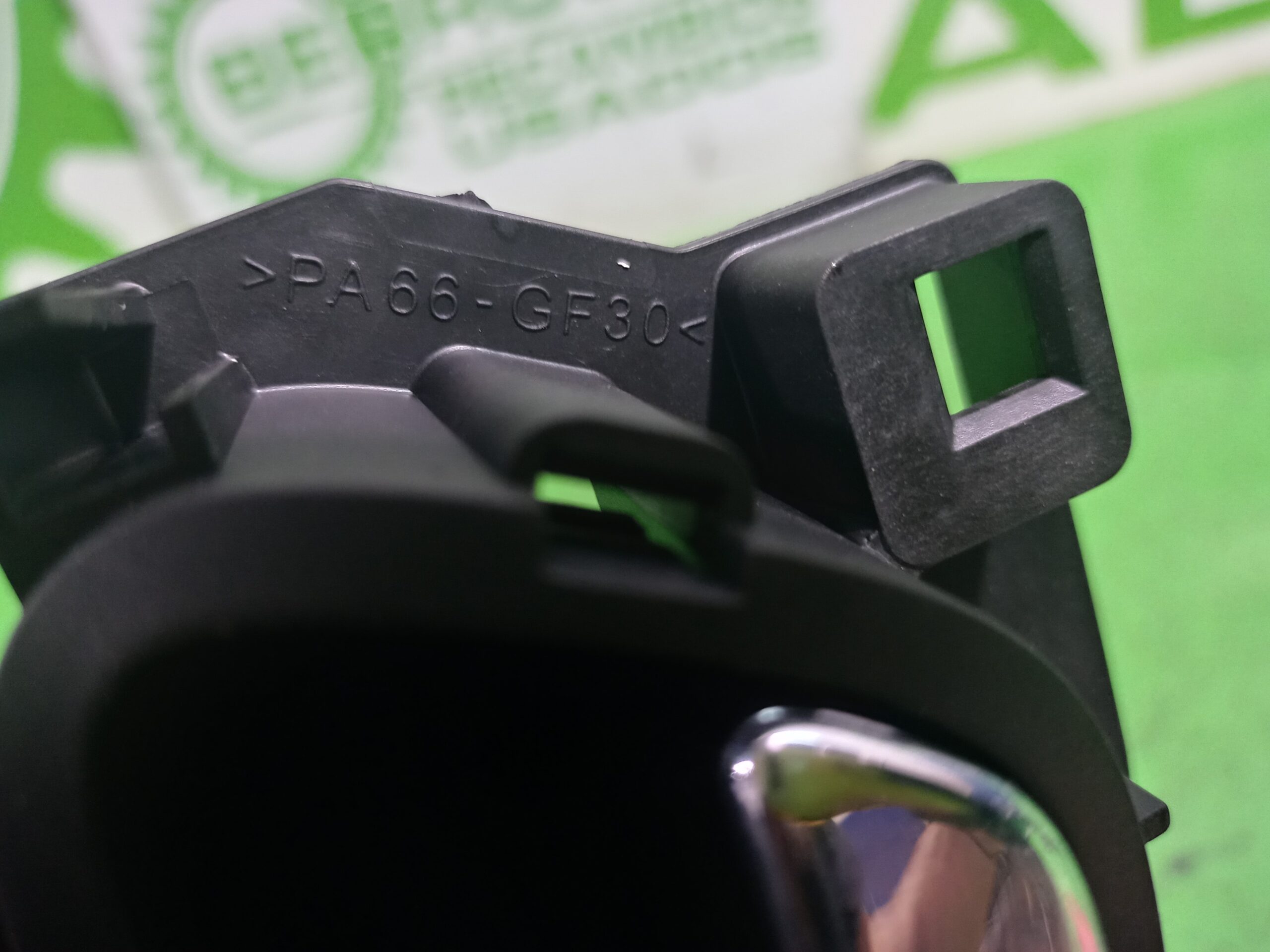 maneta_interior_delantera_izquierda_9143j9_citr_n_c4_berlina_collection