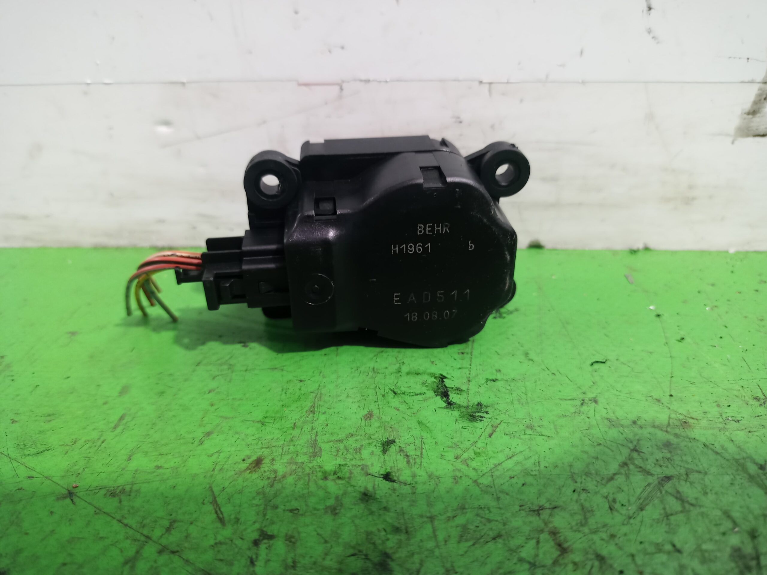 motor_apertura_trampillas_ead511_citr_n_c4_berlina_collection