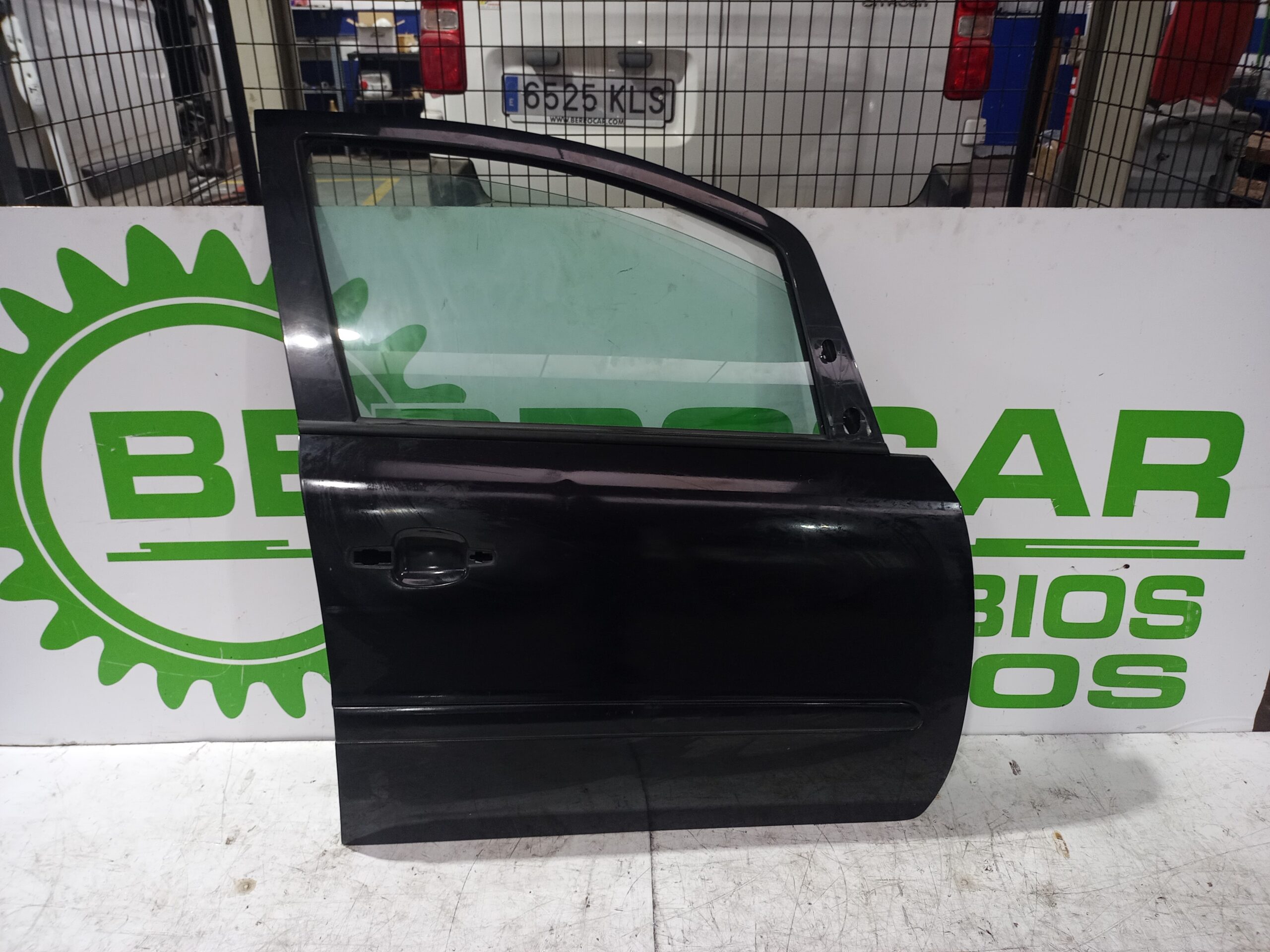 puerta_delantera_derecha_124242_opel_zafira_b_1_9_cdti