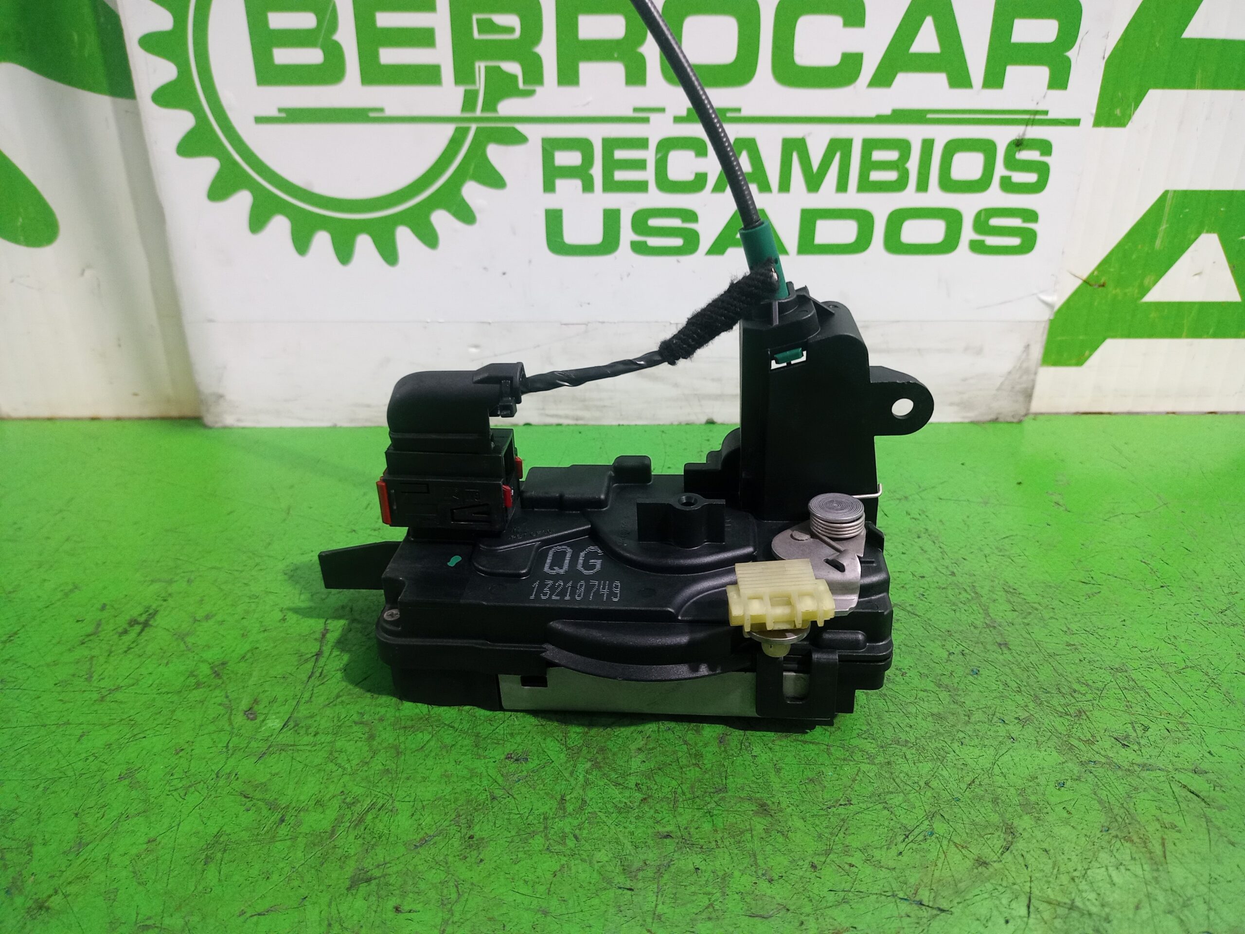 cerradura_puerta_delantera_derecha_13210749_opel_zafira_b_1_9_cdti