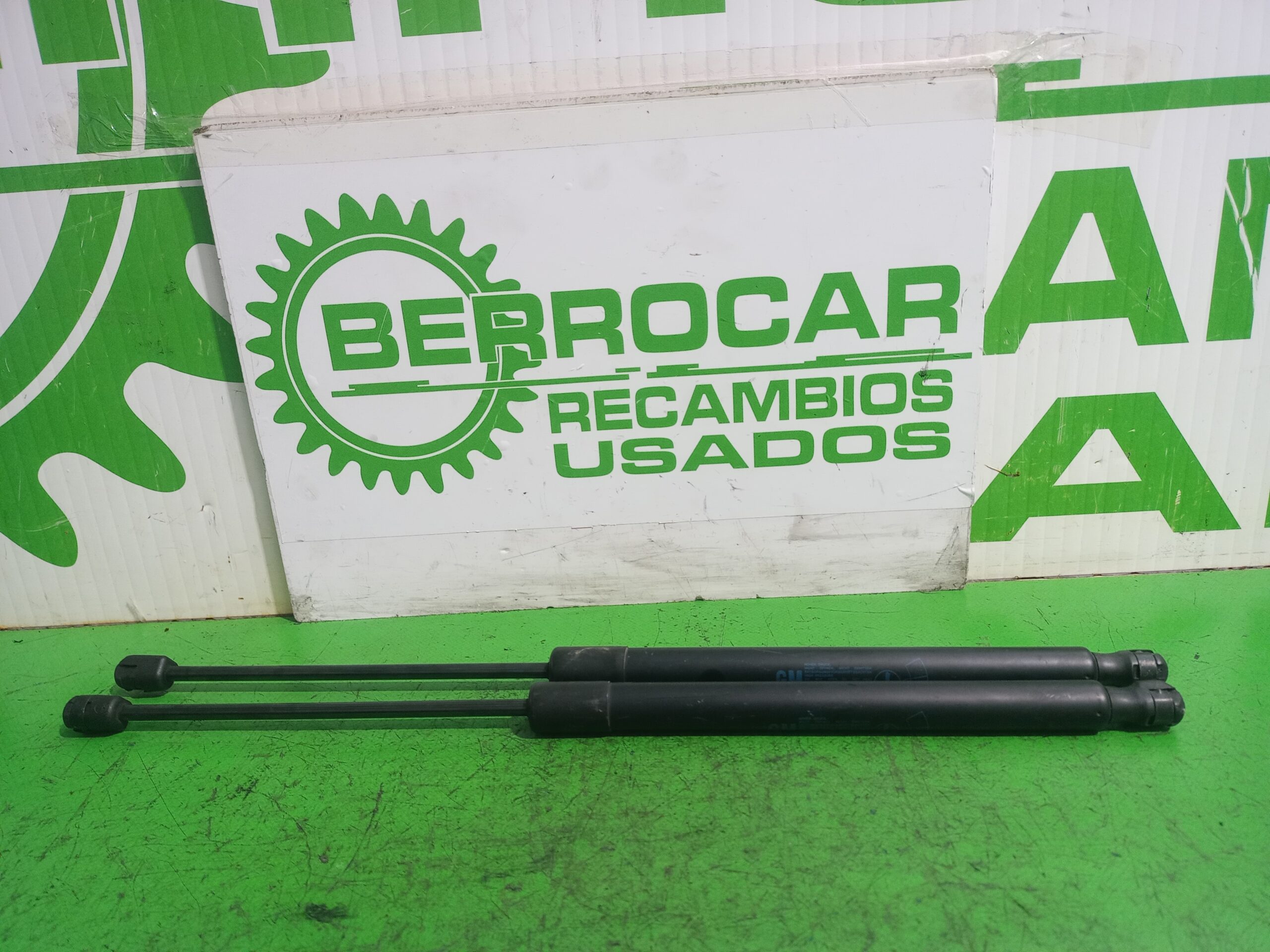 amortiguadores_maletero_porton_13128759_opel_zafira_b_1_9_cdti