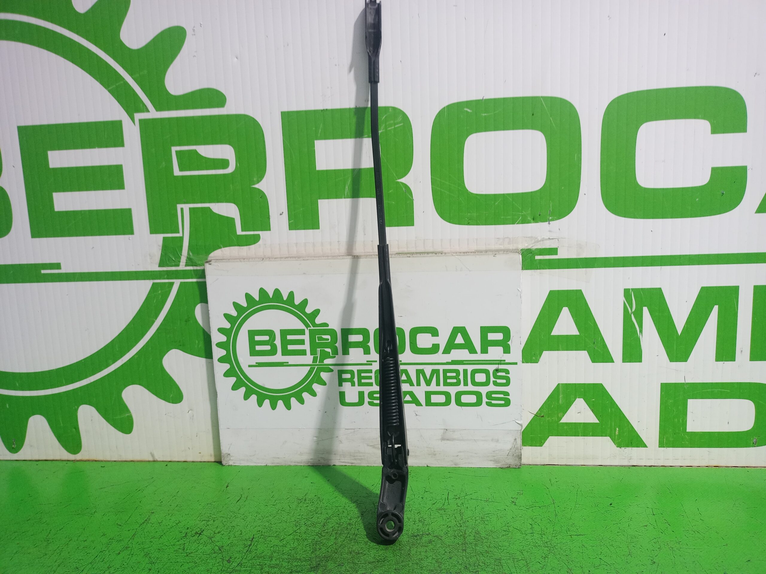 brazo_limpia_delantero_izquierdo_13145563_opel_zafira_b_1_9_cdti