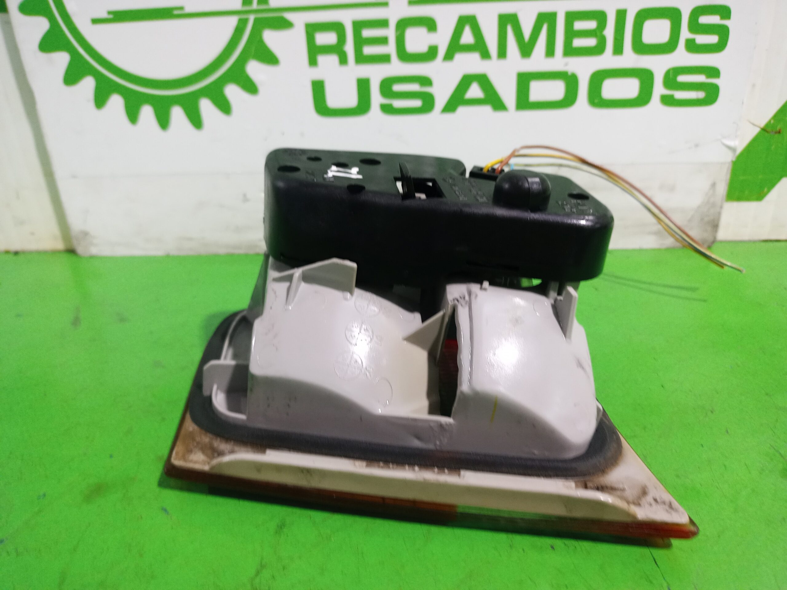 piloto_trasero_izquierdo_230521_bmw_serie_3_berlina_e46_320d