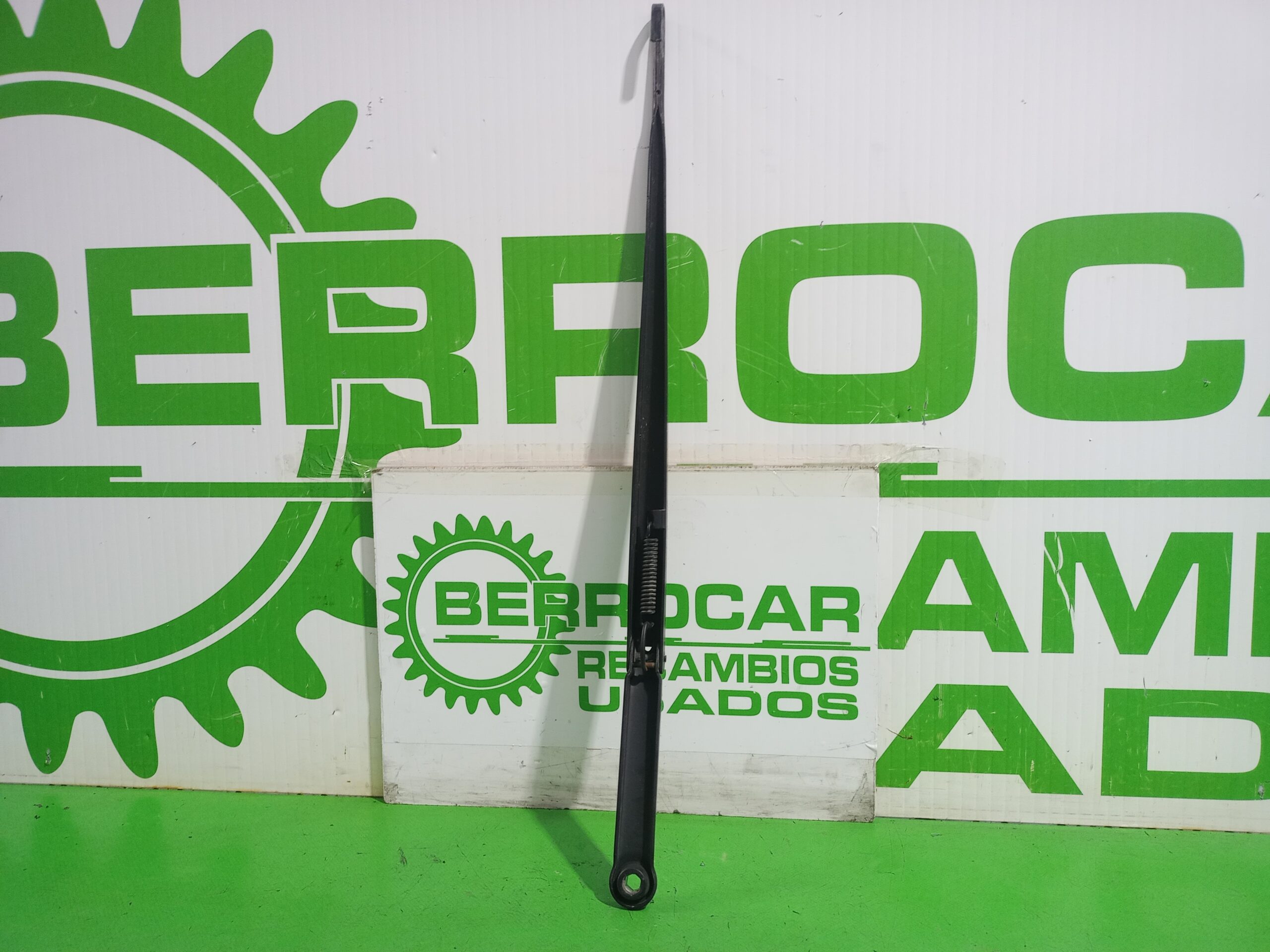 brazo_limpia_delantero_derecho_61617007128_bmw_serie_3_berlina_e46_320d