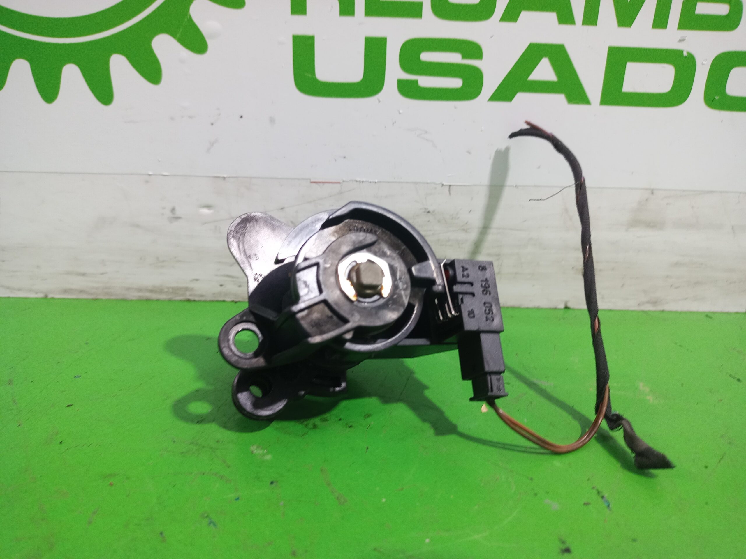 cerradura_maletero_porton_8196052_bmw_serie_3_berlina_e46_320d