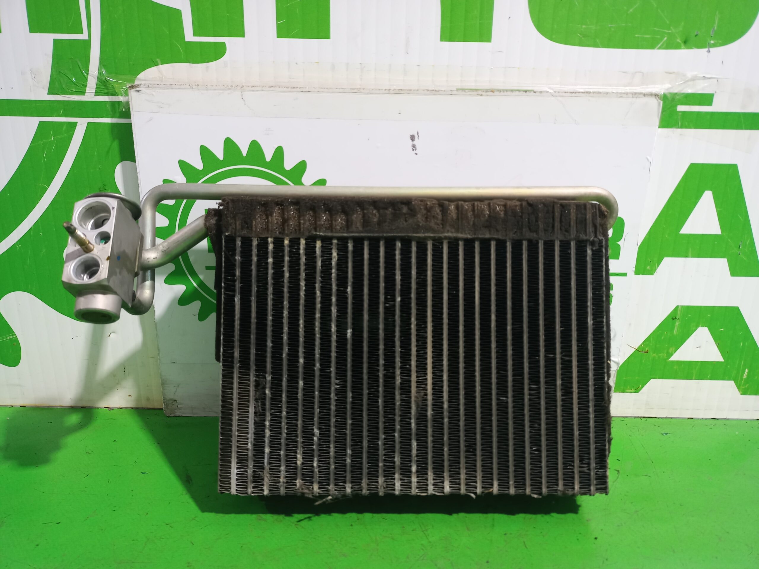 evaporador_aire_acondicionado_64119135744_bmw_serie_3_berlina_e46_320d