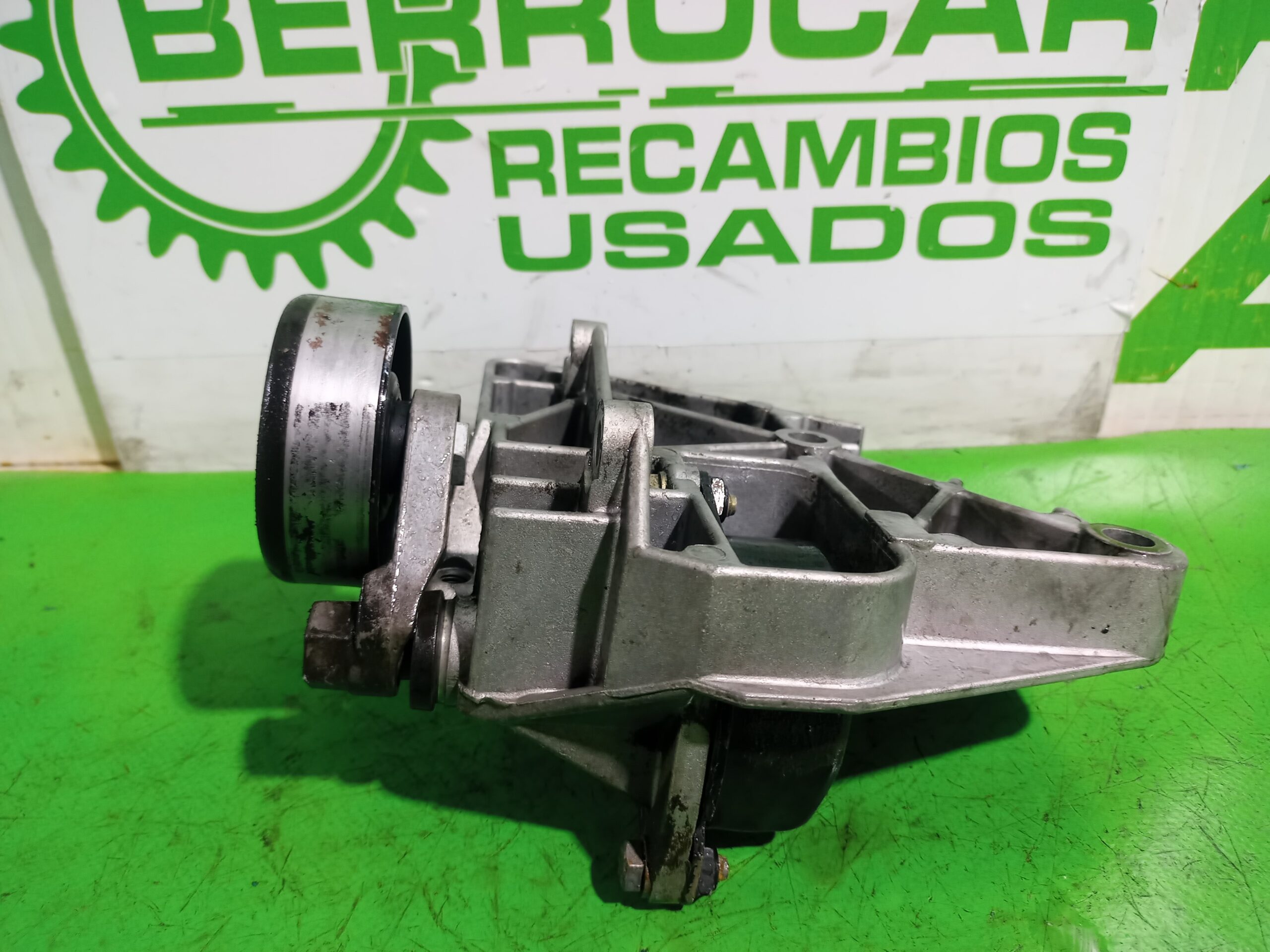 soporte_alternador_64552247388_bmw_serie_3_berlina_e46_320d