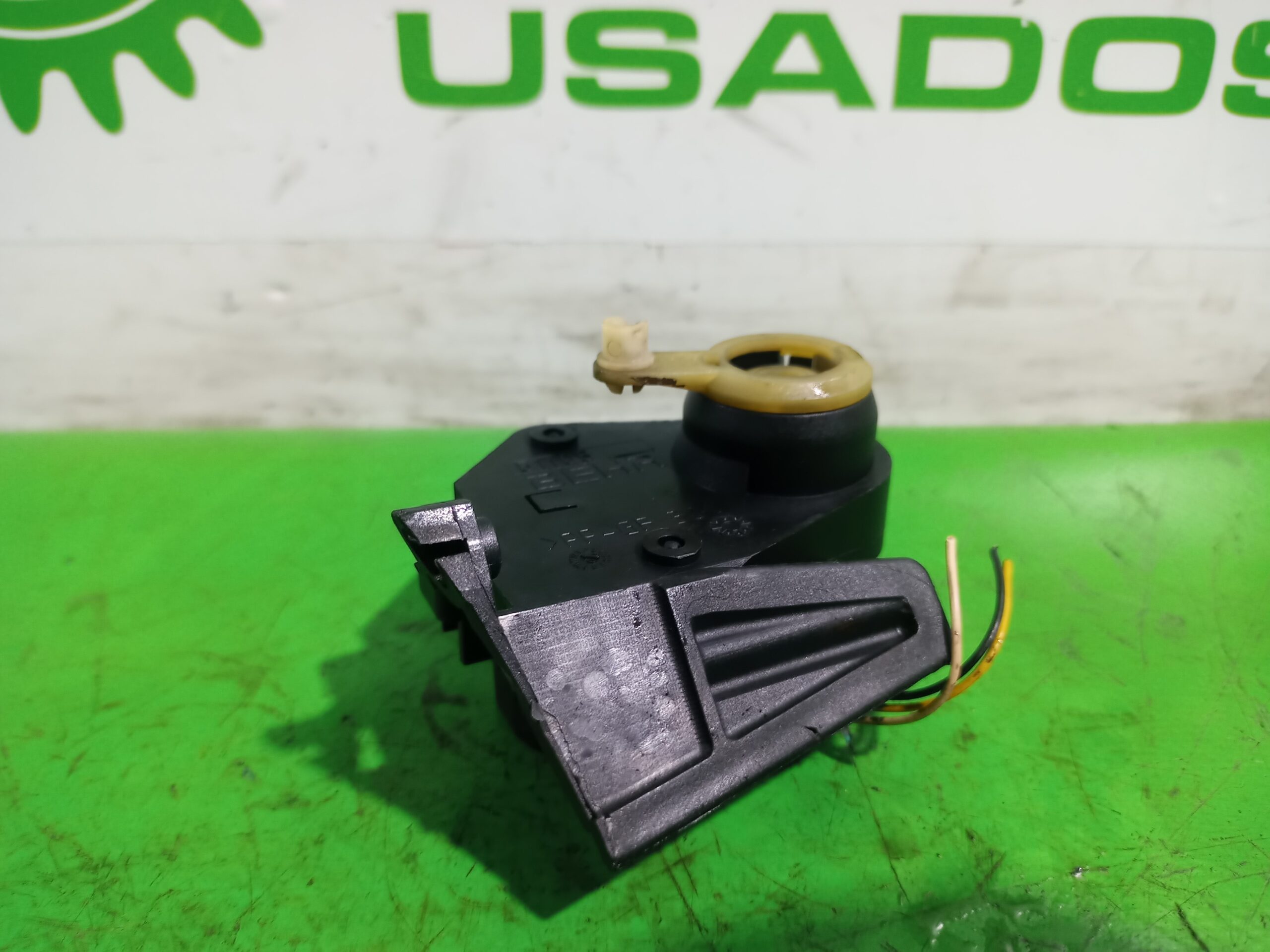 motor_apertura_trampillas_6902853_bmw_serie_3_berlina_e46_320d