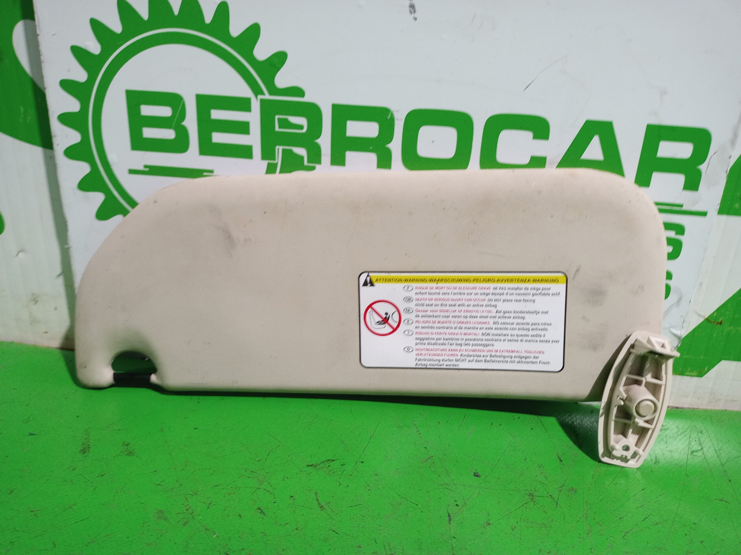 parasol_derecho_8143jf_citr_n_c4_berlina_1_6_16v_hdi