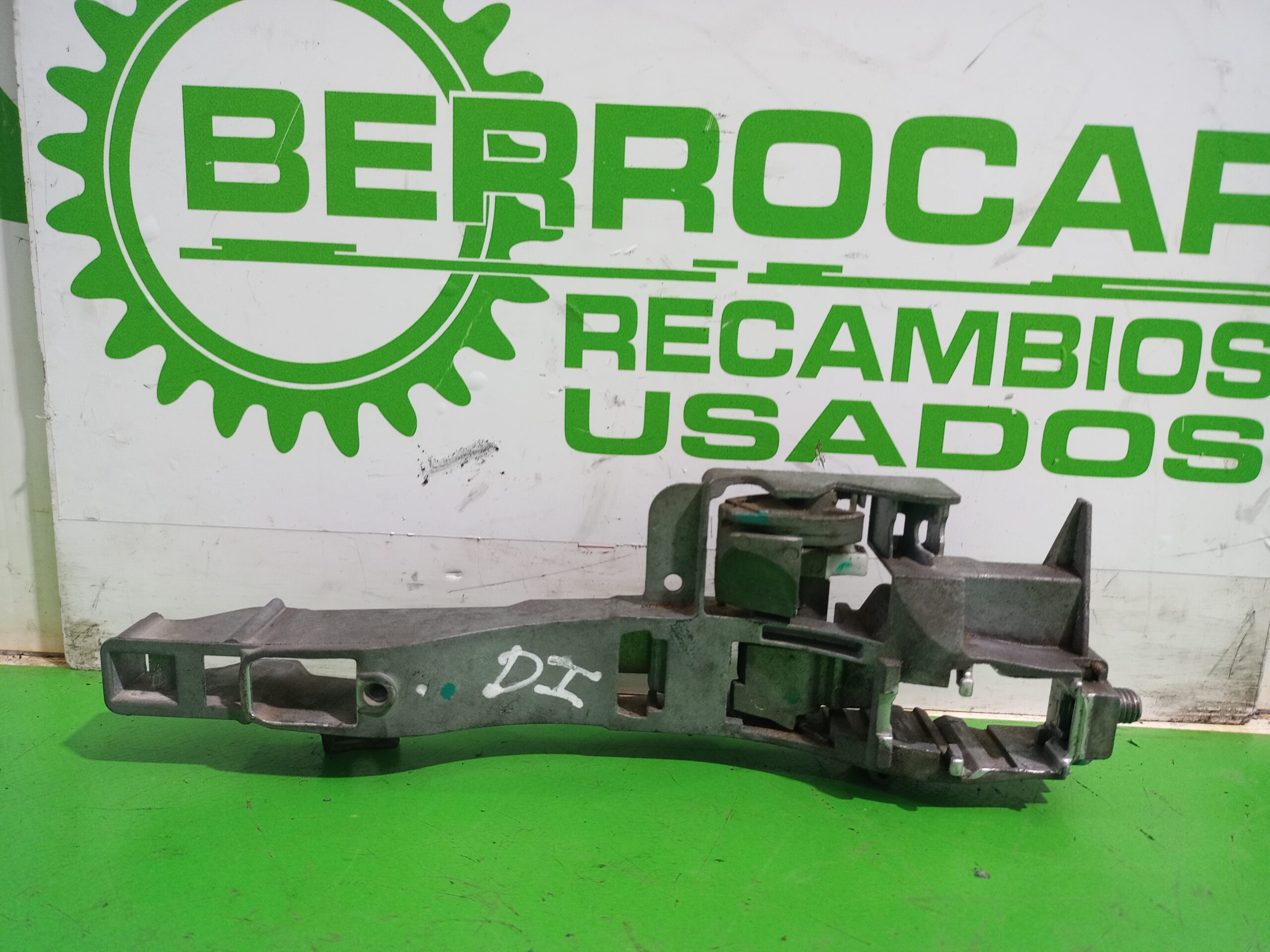 maneta_interior_delantera_izquierda_9656638380_citr_n_c4_berlina_1_6_16v_hdi