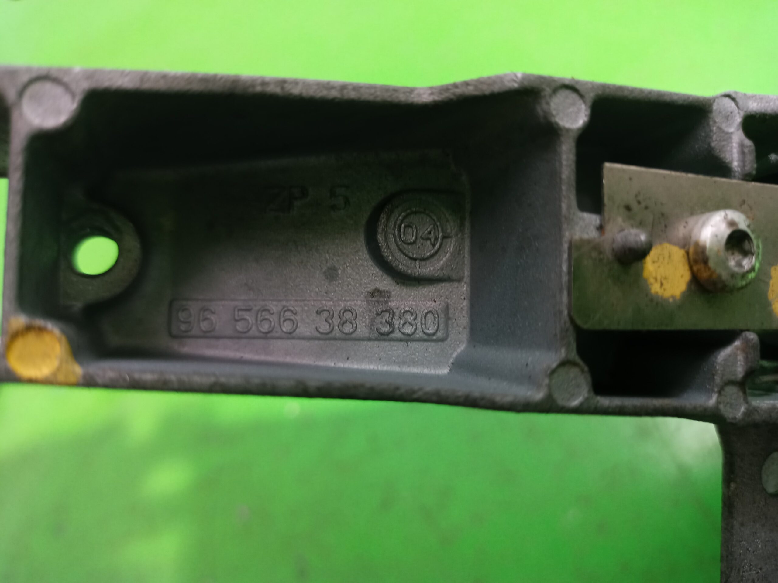 maneta_interior_delantera_izquierda_9656638380_citr_n_c4_berlina_1_6_16v_hdi