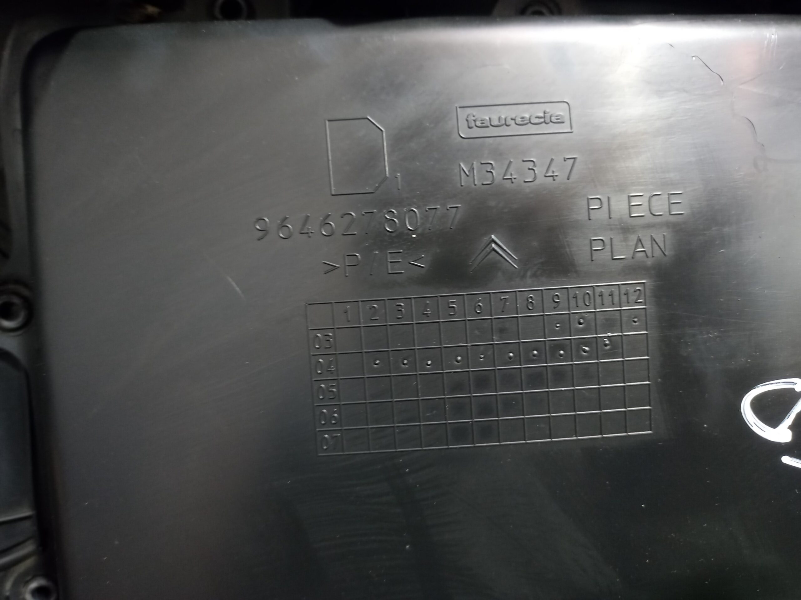 guarnecido_puerta_trasera_derecha_9646278077_citr_n_c4_berlina_1_6_16v_hdi