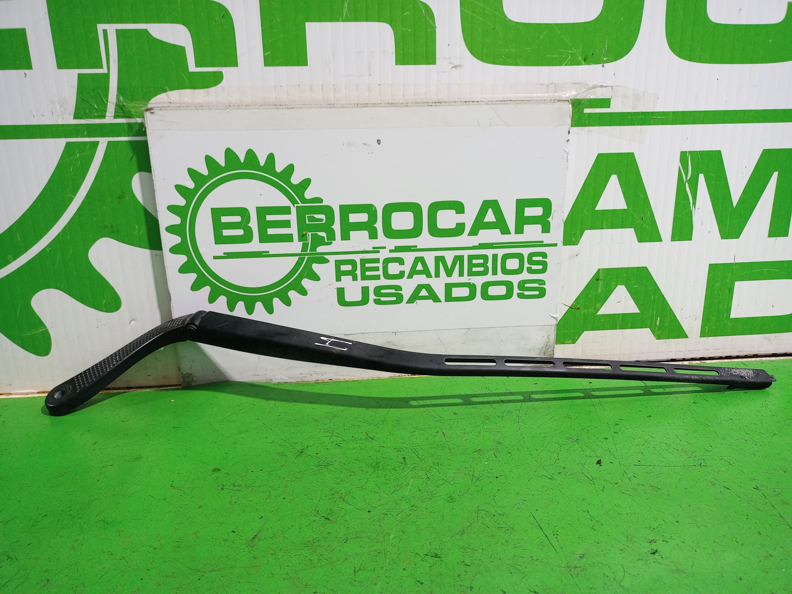 brazo_limpia_delantero_izquierdo_9656189380_peugeot_307_berlina_s2_1_6_16v_hdi