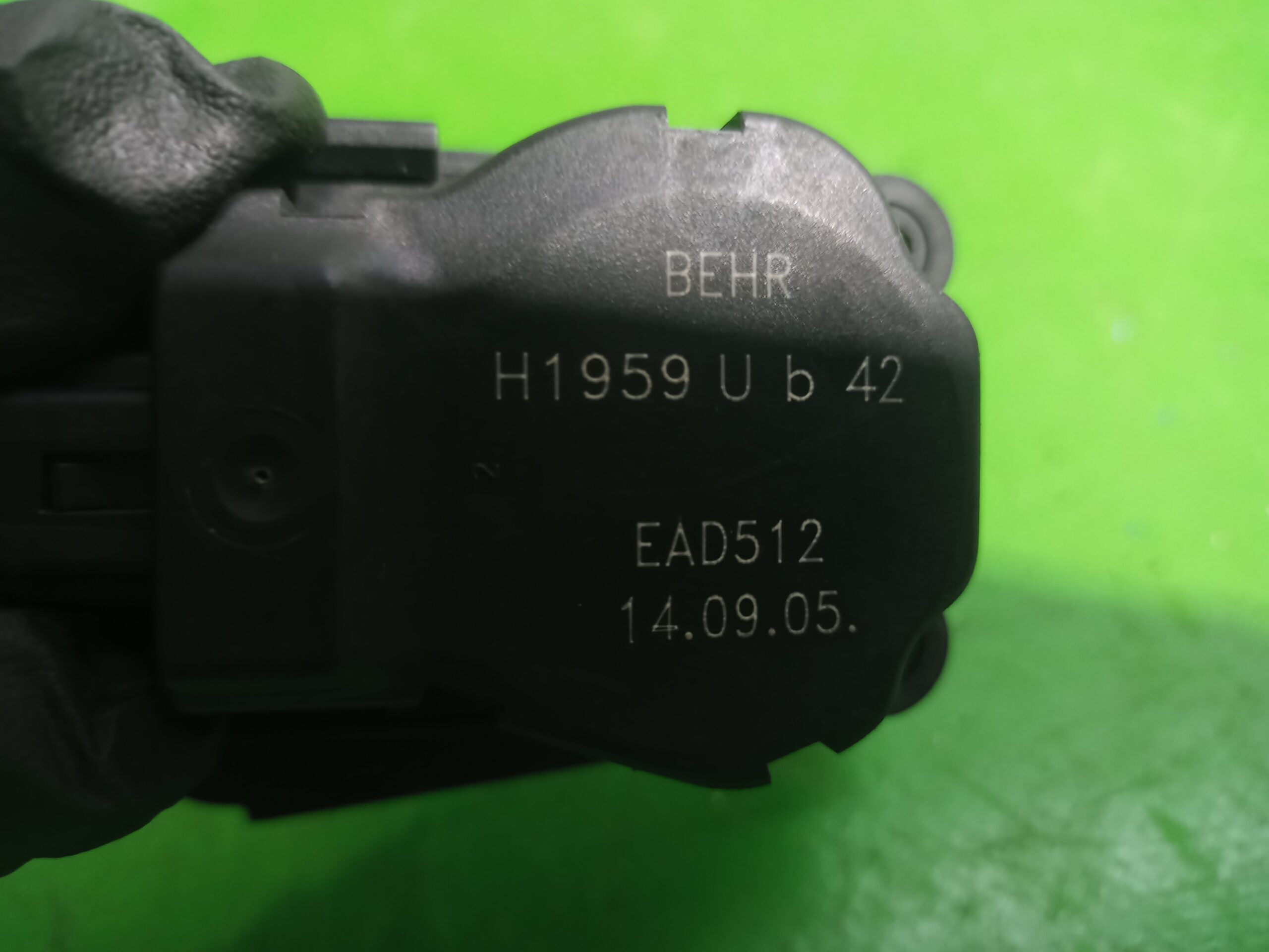 motor_apertura_trampilla_h1959ub_peugeot_307_berlina_s2_1_6_16v_hdi