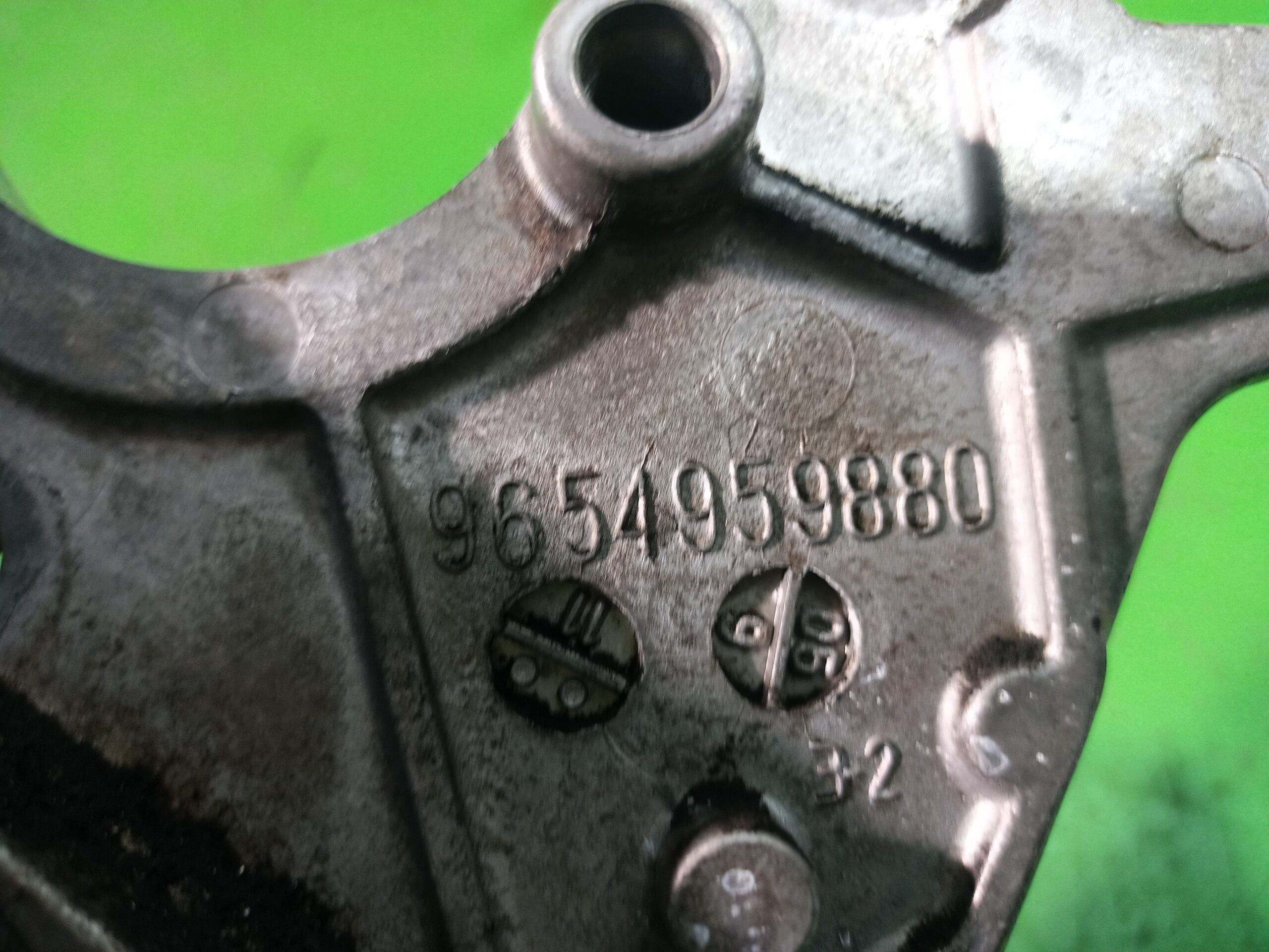 soporte_bomba_inyeccion_9654959880_peugeot_307_berlina_s2_1_6_16v_hdi