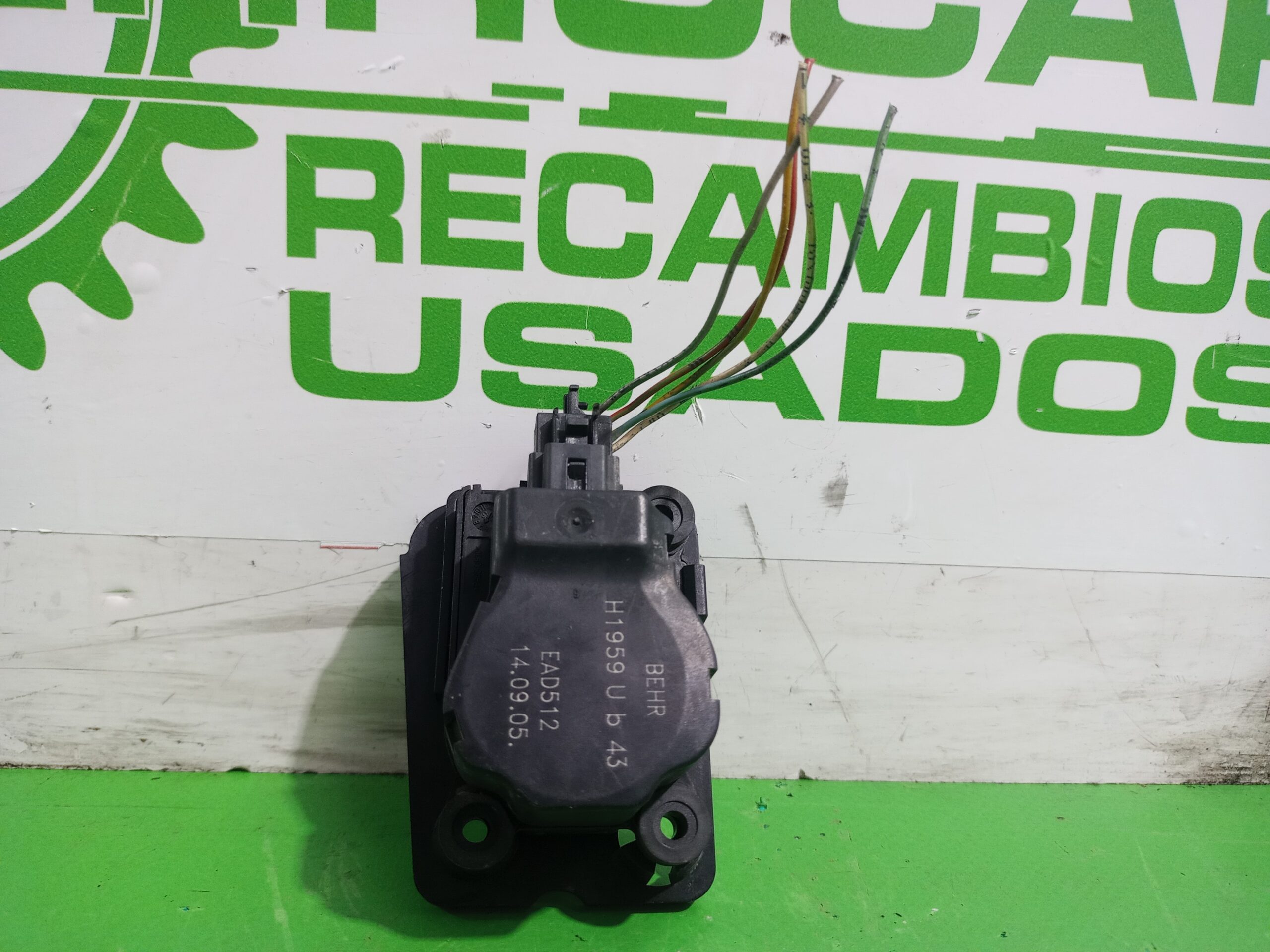 motor_apertura_trampilla_h1959ub43_peugeot_307_berlina_s2_1_6_16v_hdi