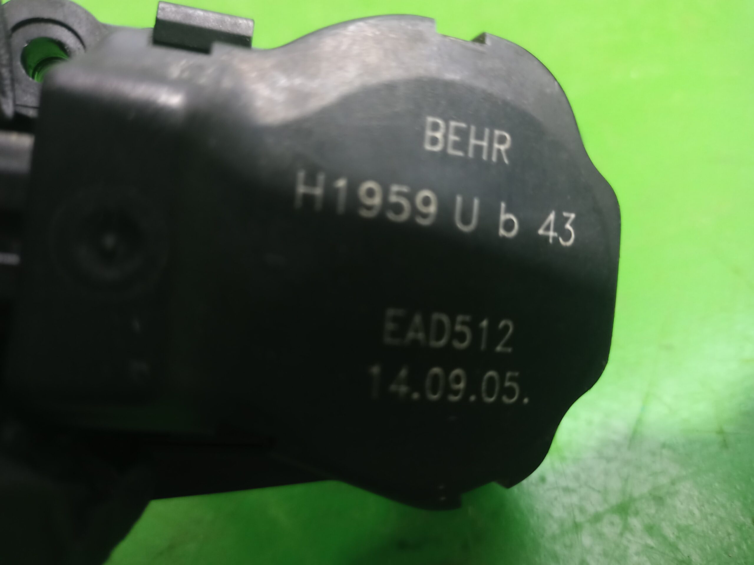 motor_apertura_trampilla_h1959ub43_peugeot_307_berlina_s2_1_6_16v_hdi