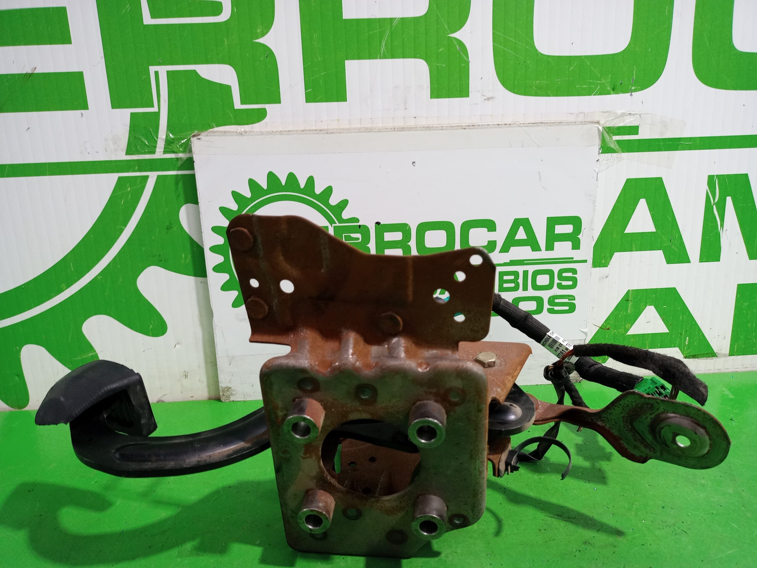 pedal_freno_965077438_peugeot_307_berlina_s2_1_6_16v_hdi