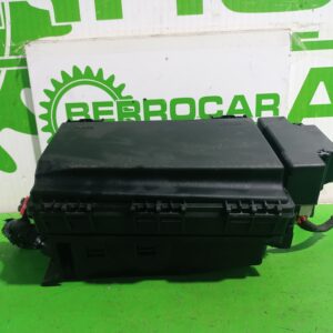 caja_reles_fusibles_13206754_opel_zafira_b_cosmo