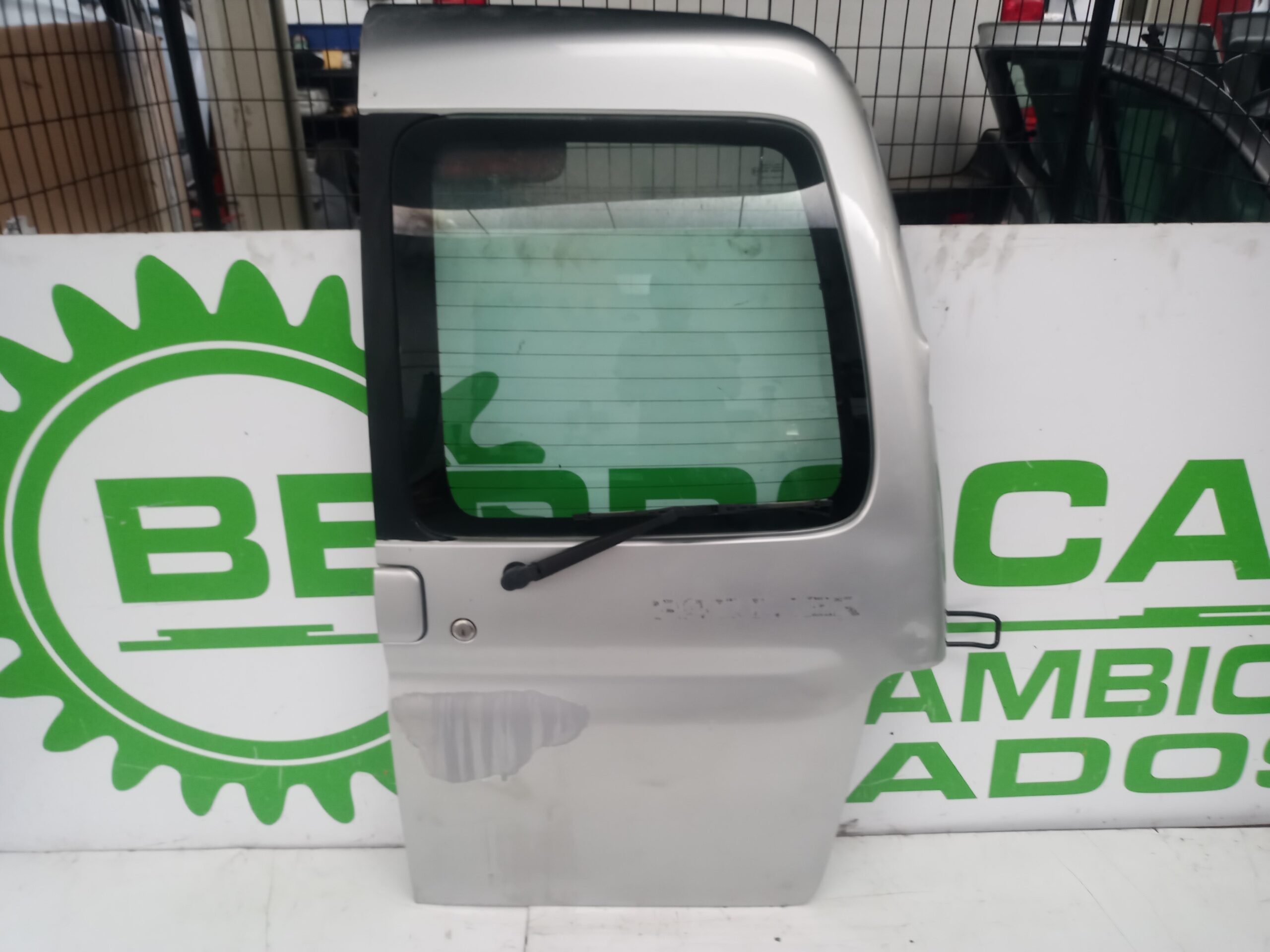 puerta_trasera_derecha_870341_peugeot_partner_s1_2_0_hdi_cat