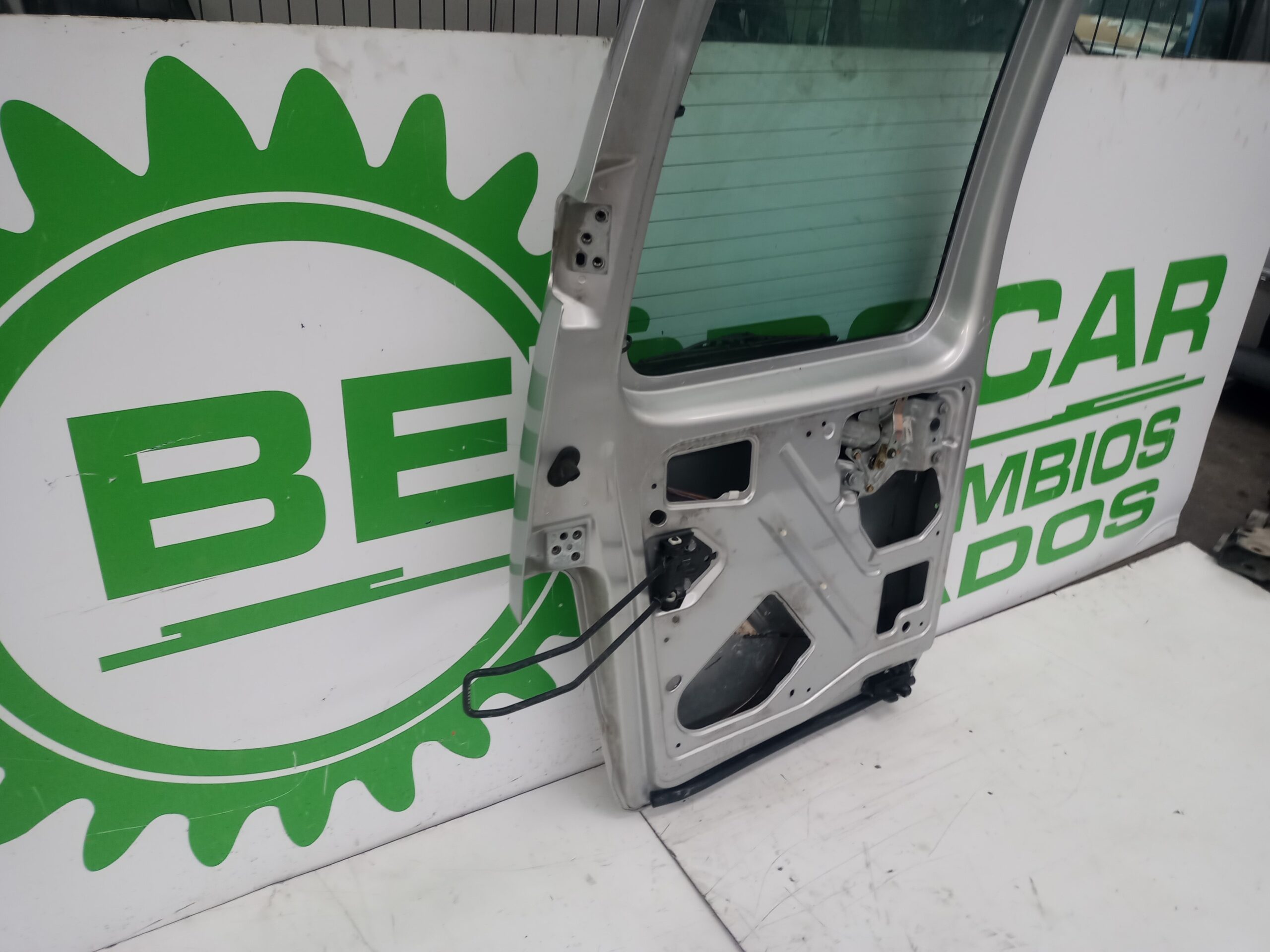 puerta_trasera_derecha_870341_peugeot_partner_s1_2_0_hdi_cat