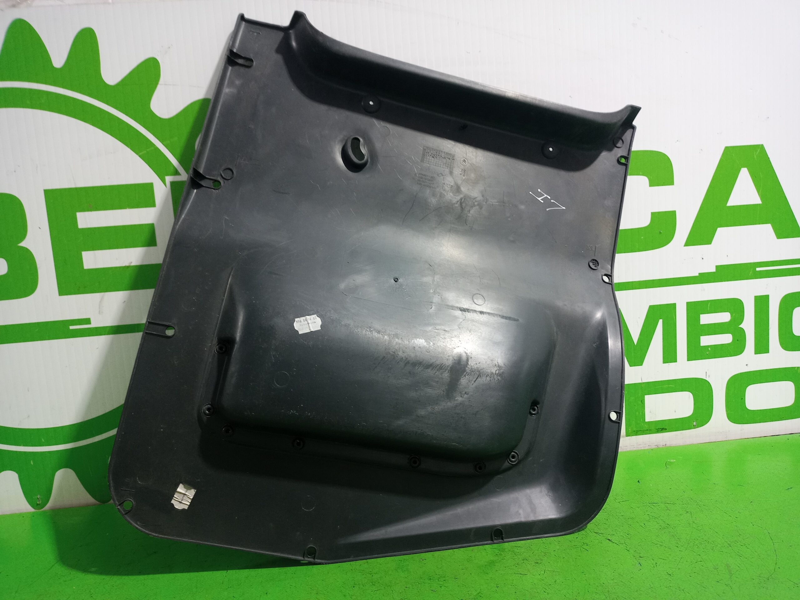 guarnecido_puerta_trasera_izquierda_9643011377_peugeot_partner_s1_2_0_hdi_cat