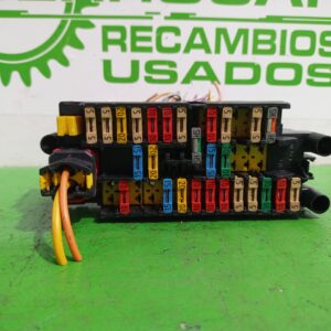 caja_reles_fusibles_963551828_peugeot_partner_s1_2_0_hdi_cat