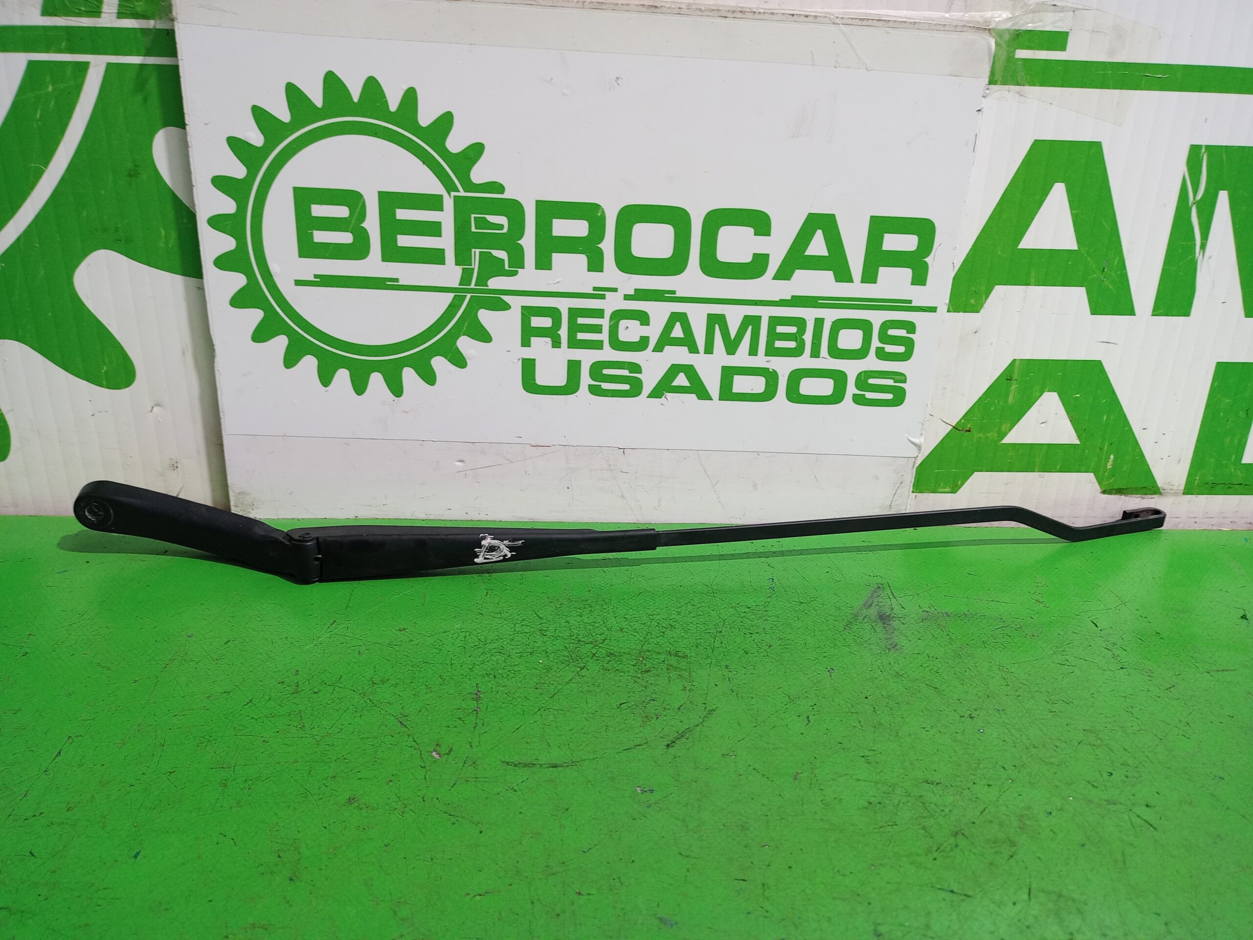 brazo_limpia_delantero_derecho_6429j8_peugeot_partner_s1_2_0_hdi_cat