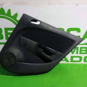 guarnecido_puerta_trasera_derecha_7232723_opel_corsa_d_1_3_16v_cdti