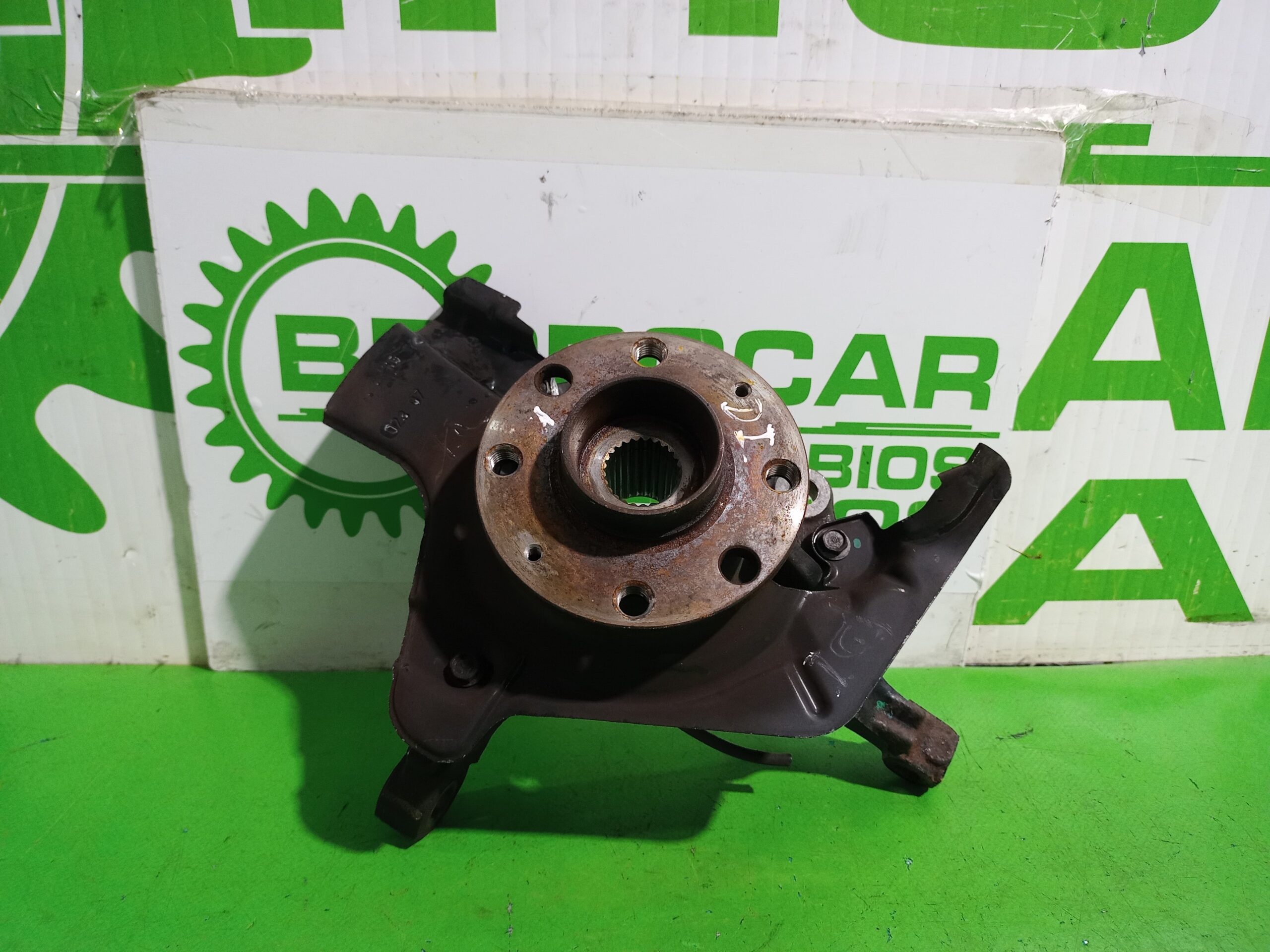 mangueta_delantera_izquierda_55700933_opel_corsa_d_1_3_16v_cdti