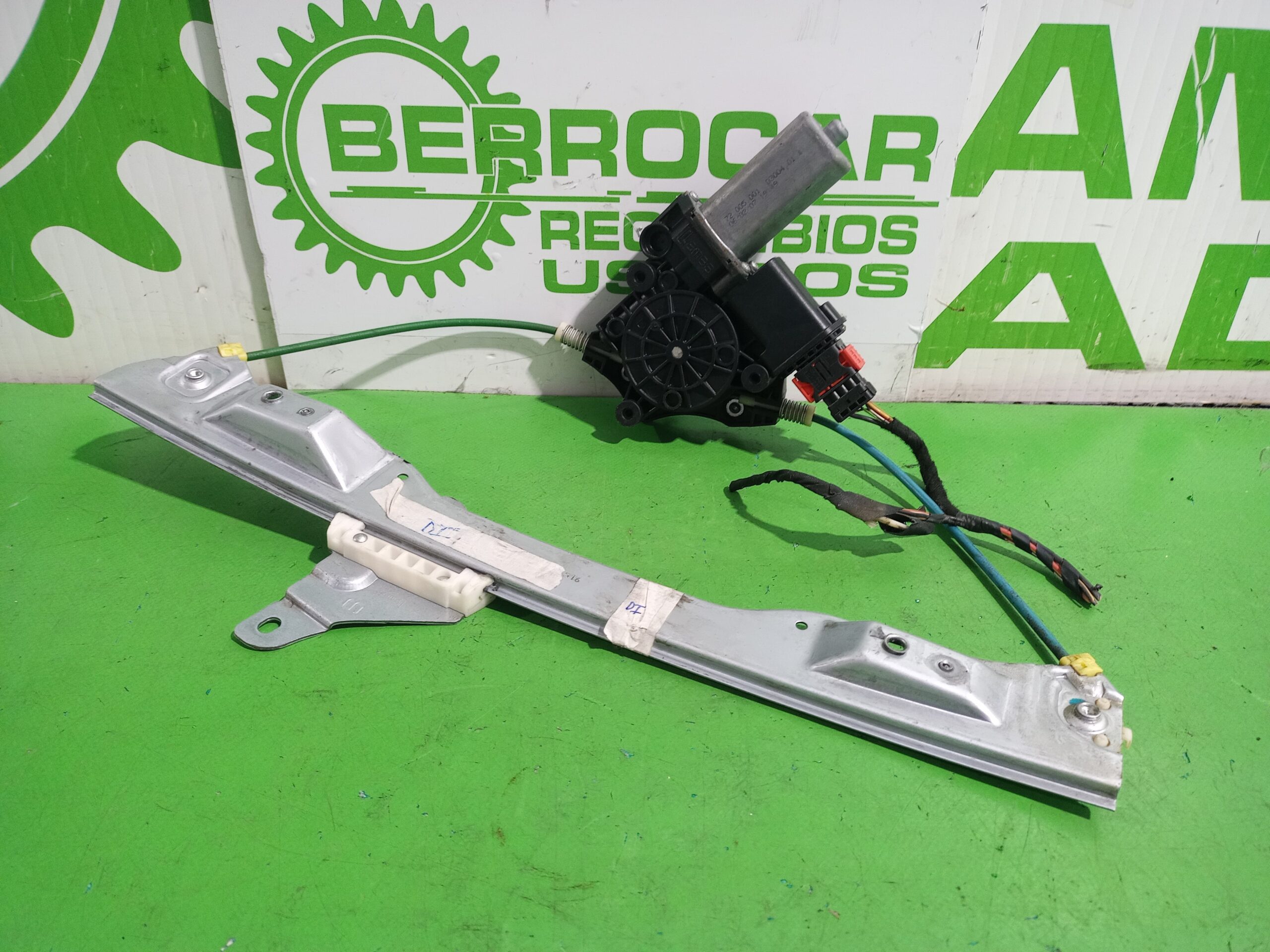 elevalunas_delantero_izquierdo_5140115_opel_corsa_d_1_3_16v_cdti