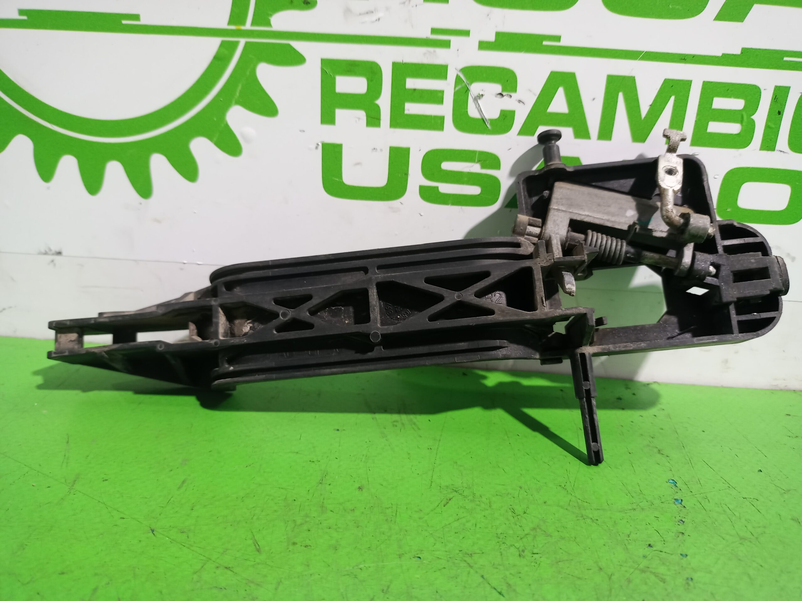 maneta_exterior_trasera_derecha_2s61a224a36_ford_fiesta_cbk_ambiente