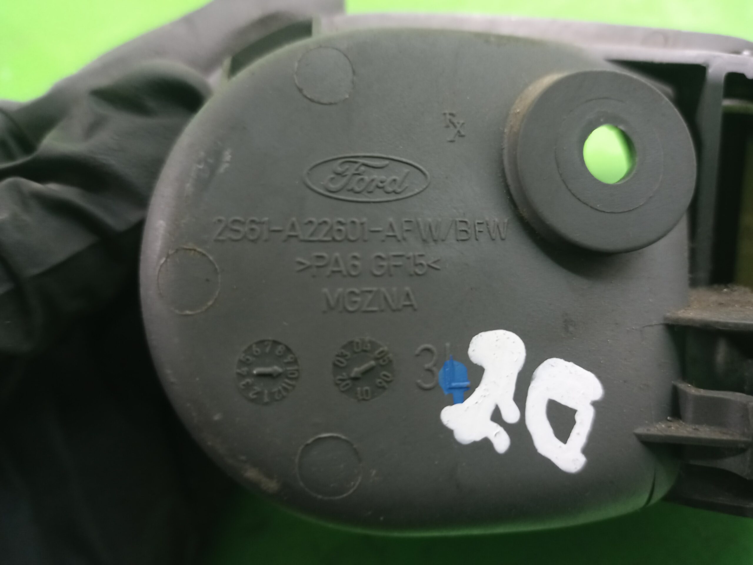 maneta_interior_delantera_izquierda_6s61a22600aaw_ford_fiesta_cbk_ambiente