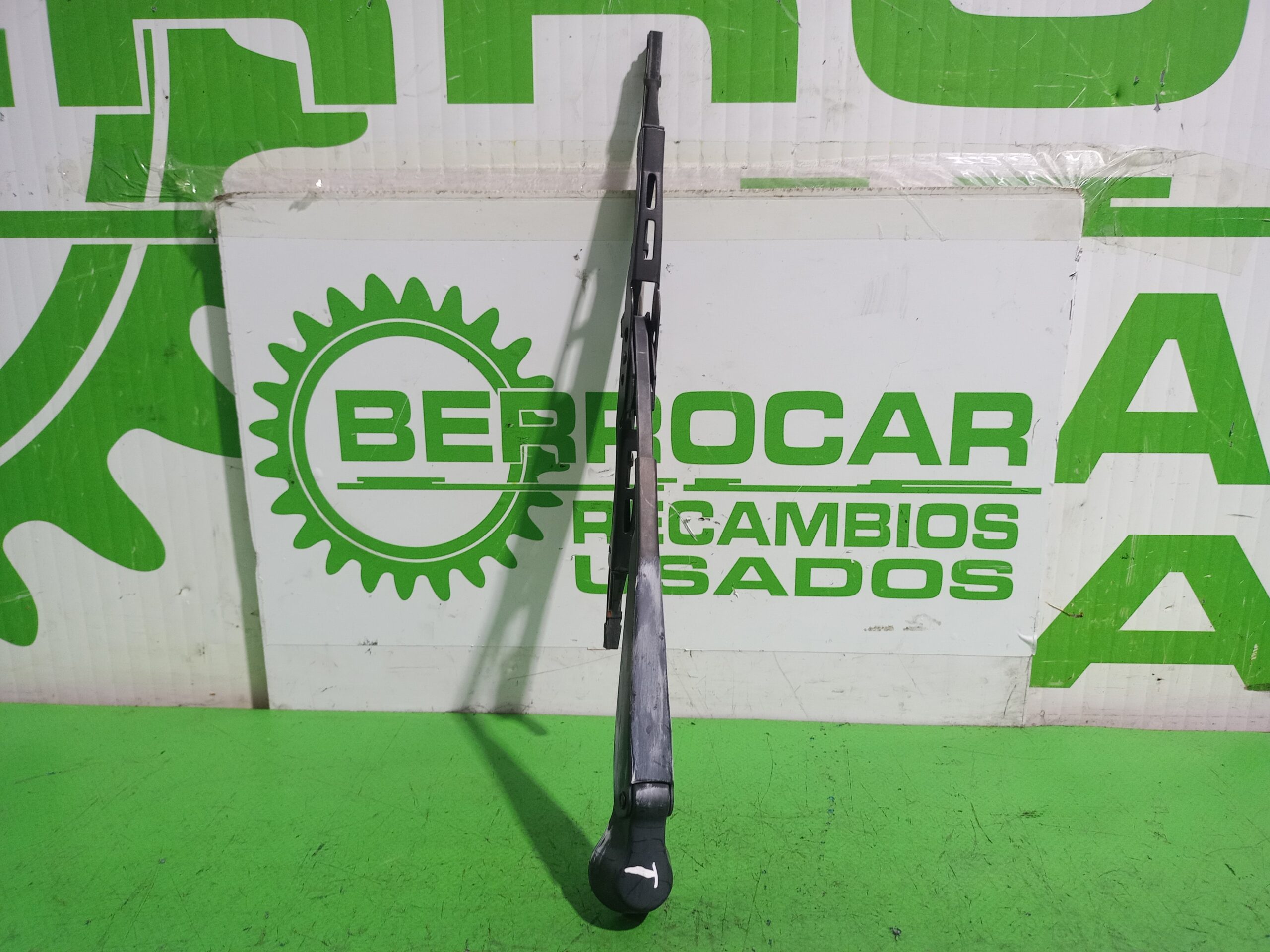 brazo_limpia_trasero_1712819_ford_fiesta_cbk_ambiente