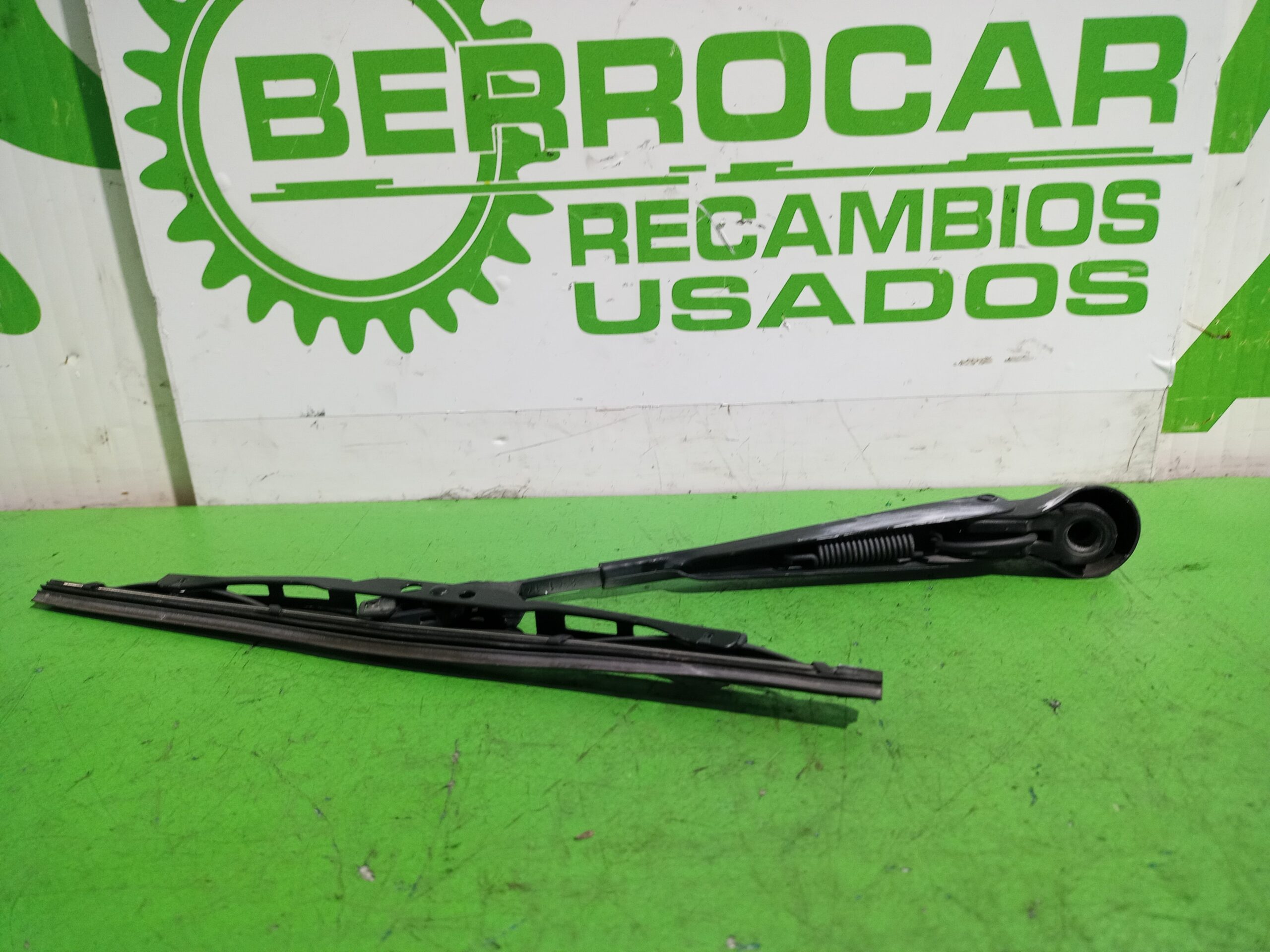 brazo_limpia_trasero_1712819_ford_fiesta_cbk_ambiente