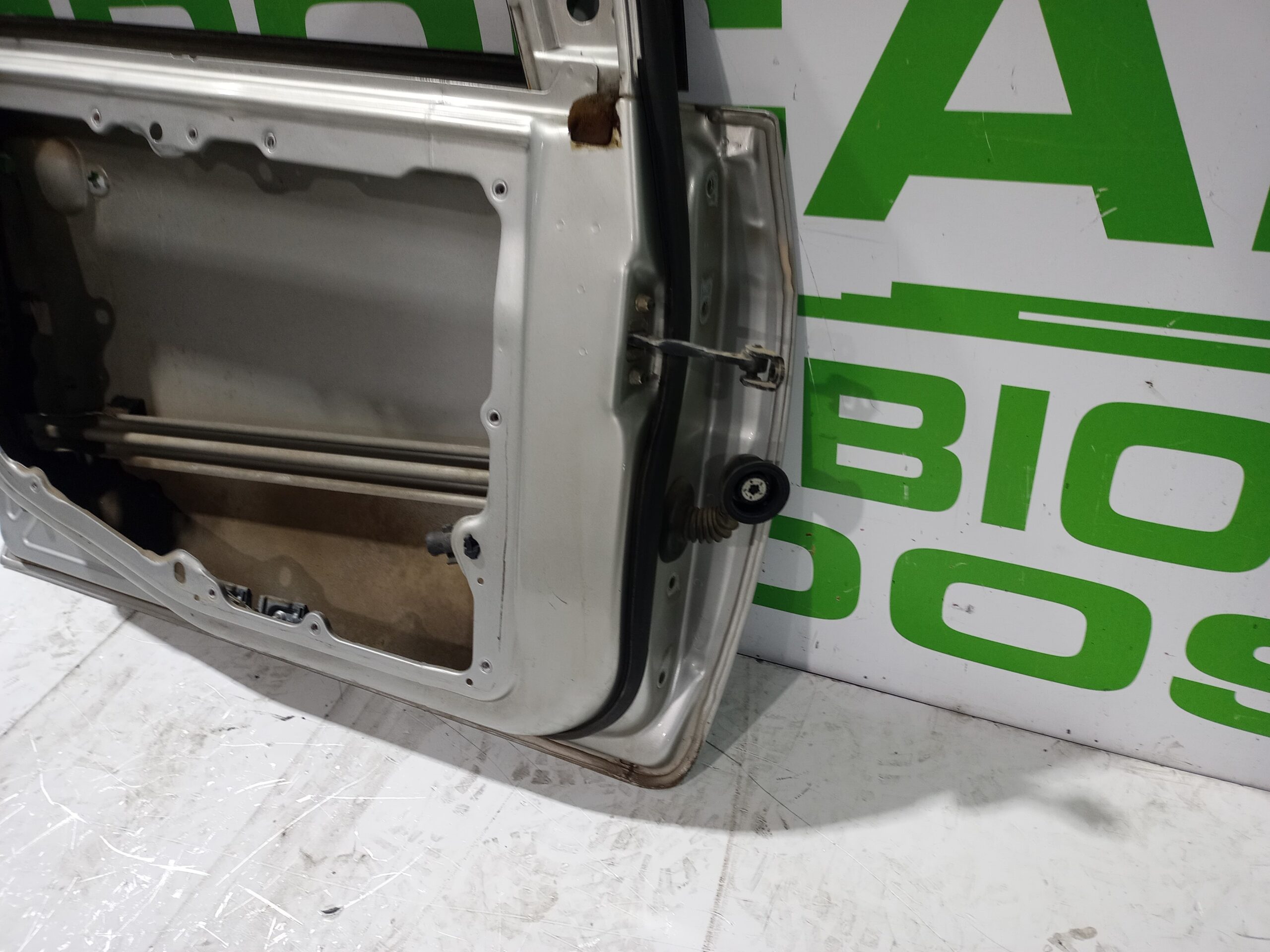 puerta_delantera_izquierda_1692524_ford_fiesta_cbk_ambiente