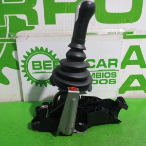 palanca_cambio_2s61a045b32_ford_fiesta_cbk_ambiente