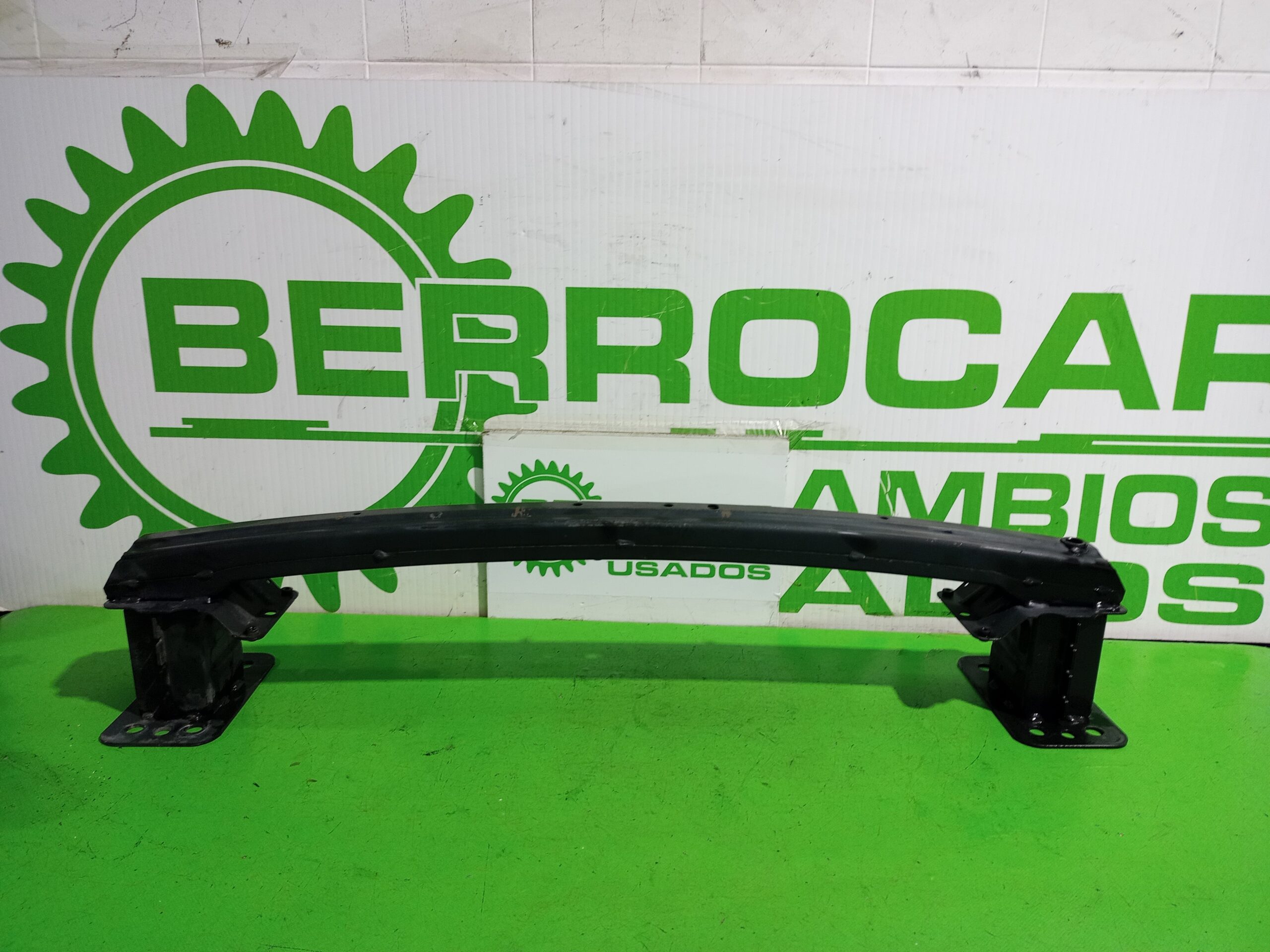 refuerzo_paragolpes_delantero_1458819_ford_fiesta_cbk_ambiente